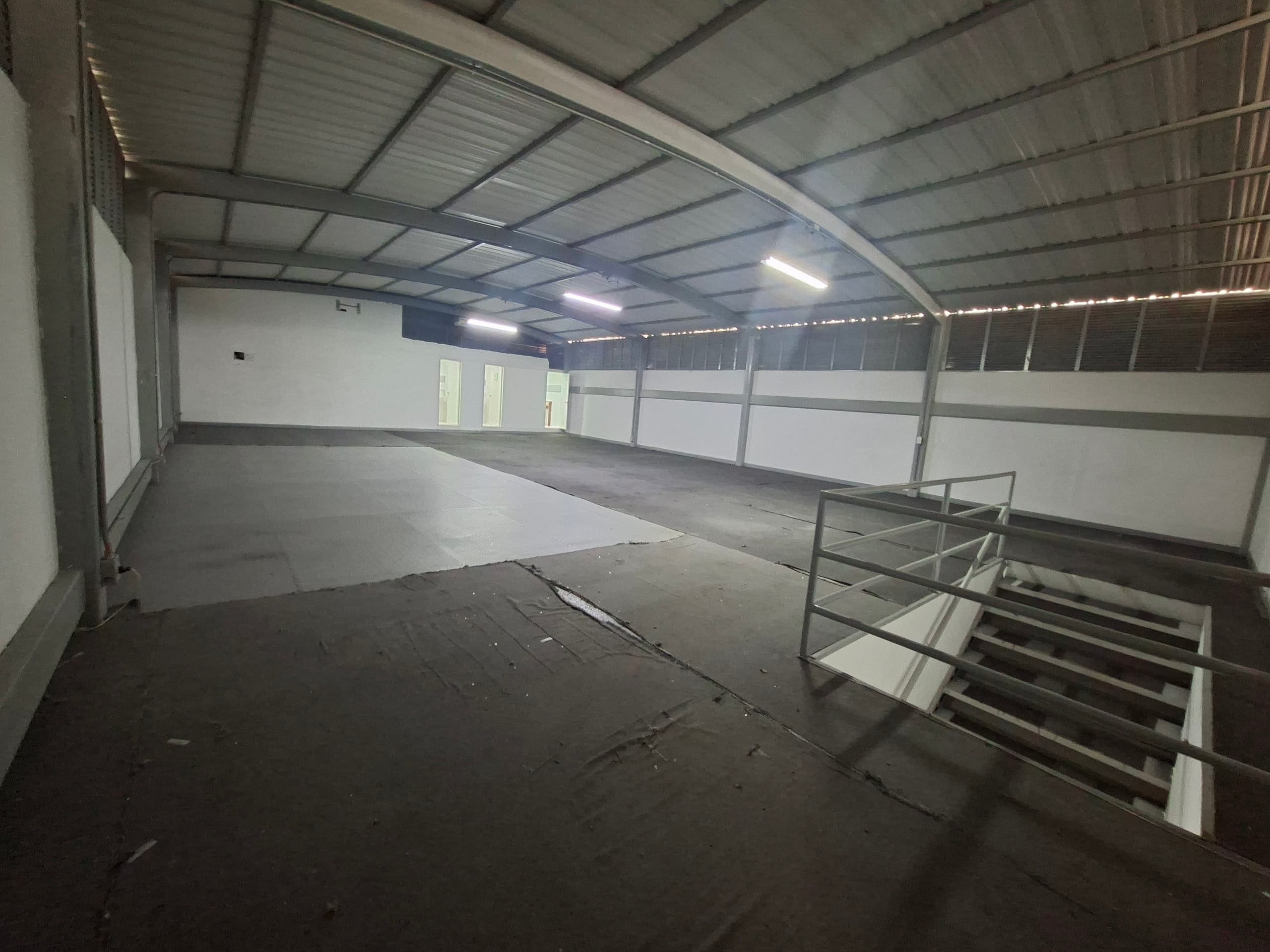 Bodega en arriendo en Centro De La Moda, Itagui — foto 4 de 20
