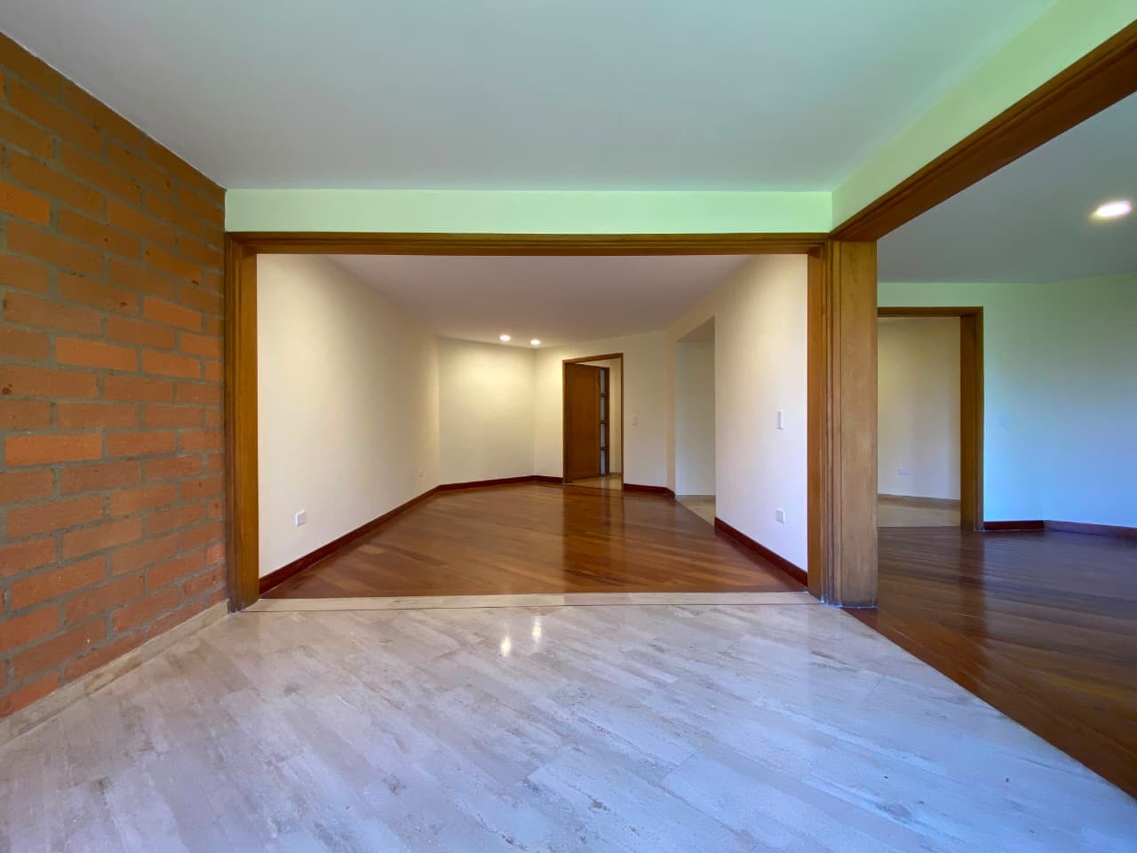 Apartamento en arriendo en La Tomatera, Poblado, Medellín — foto 3 de 20