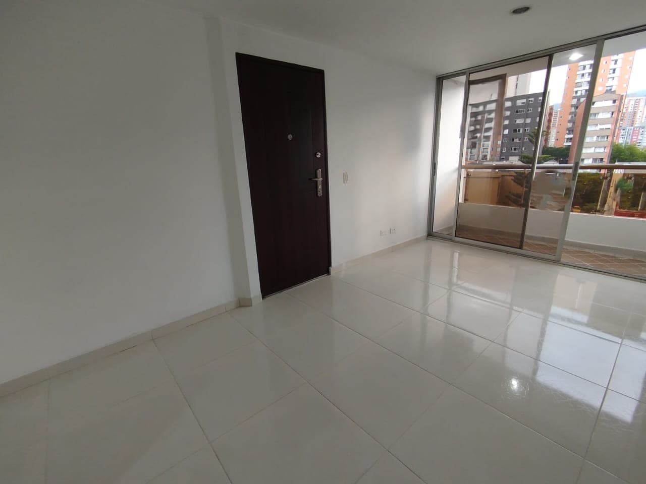 Apartamento en arriendo en Sabaneta — foto 2 de 15