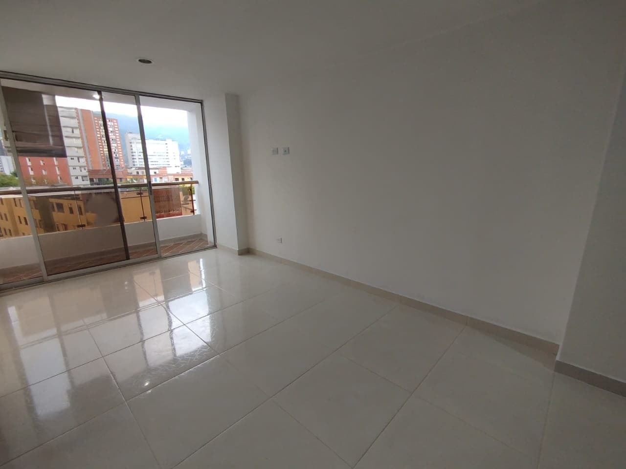 Apartamento en arriendo en Sabaneta — foto 3 de 15