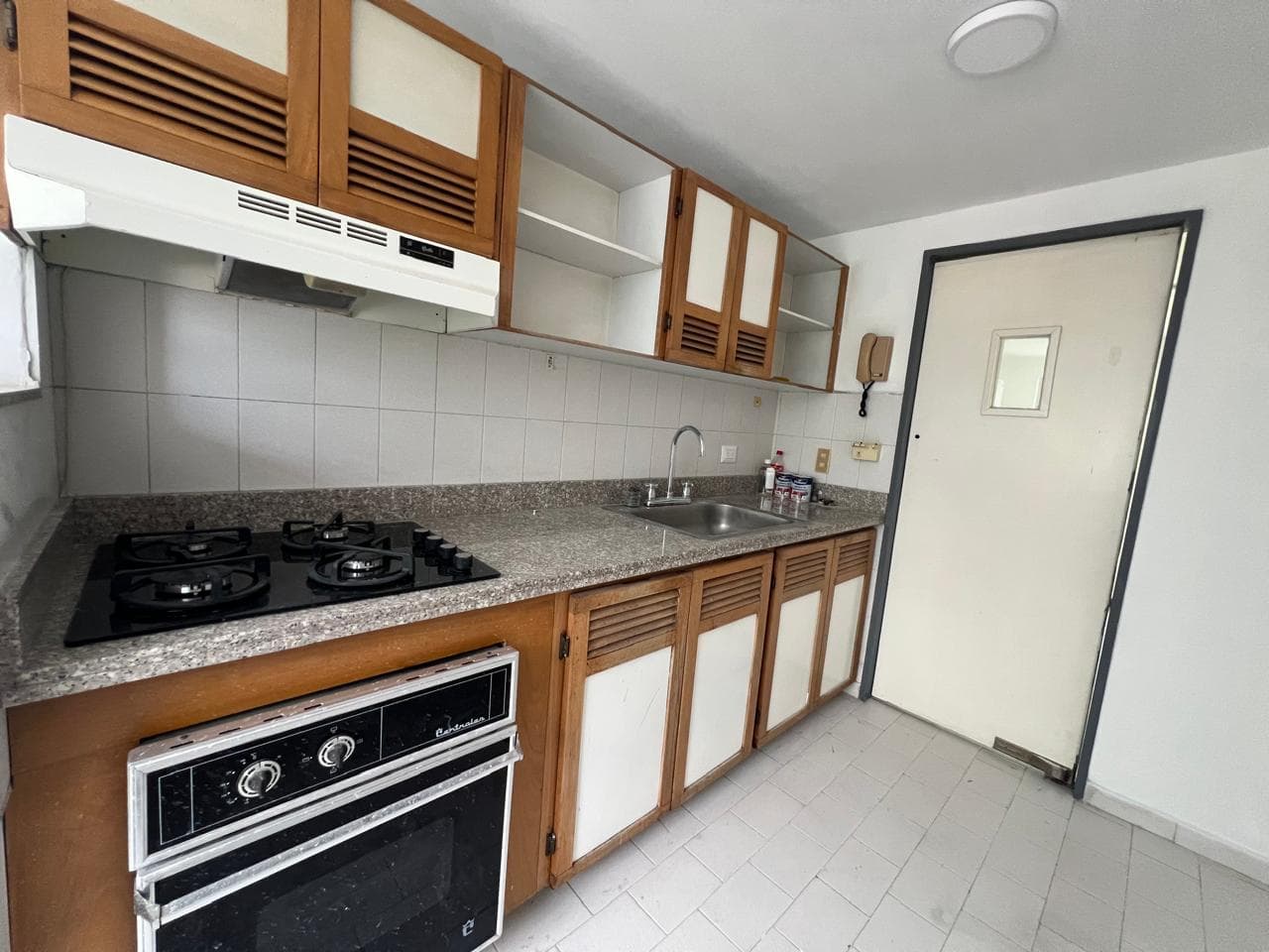 Apartamento en arriendo en Almeria, Laureles, Medellín — foto 2 de 16