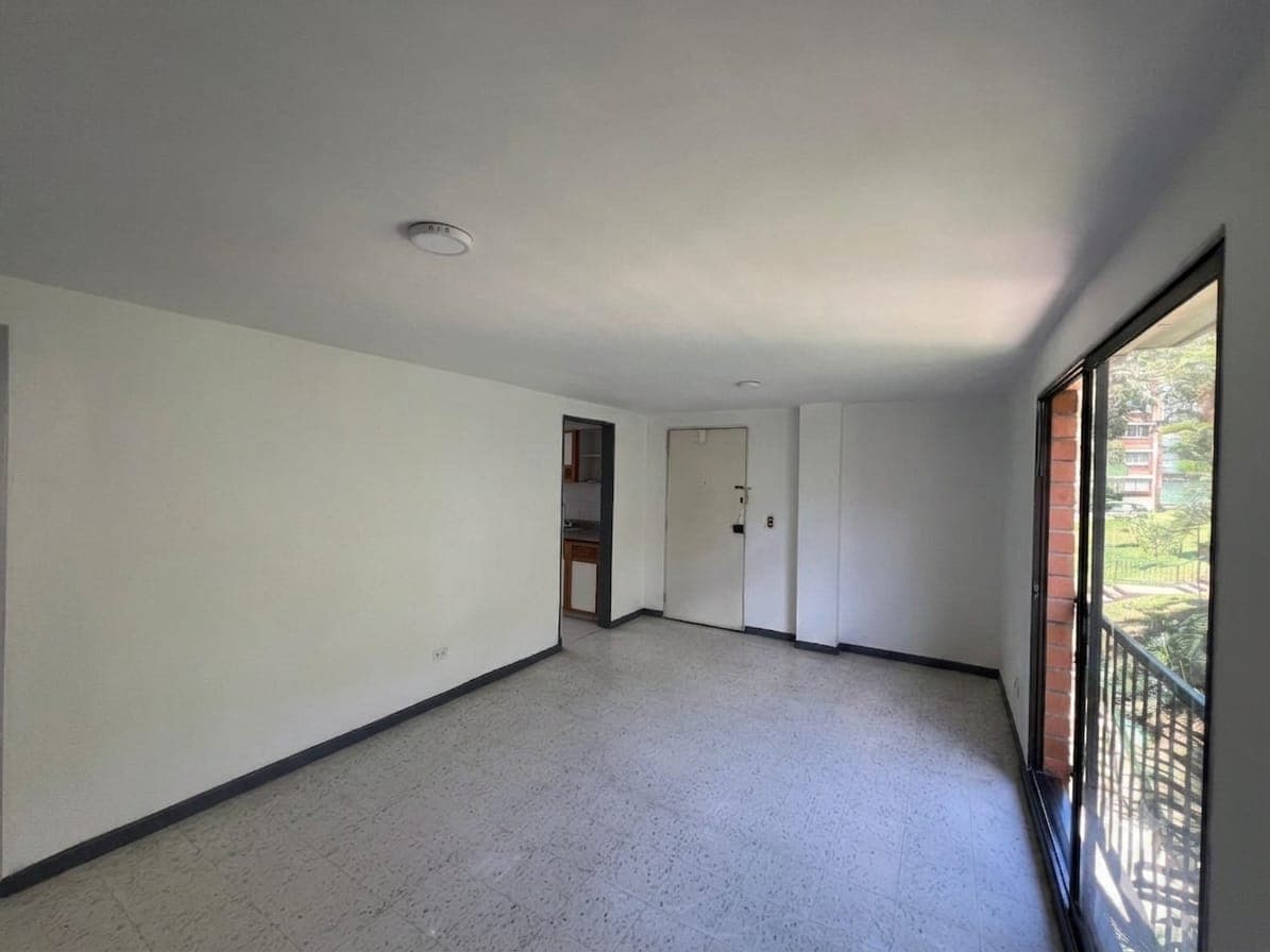 Apartamento en arriendo en Almeria, Laureles, Medellín — foto 5 de 16