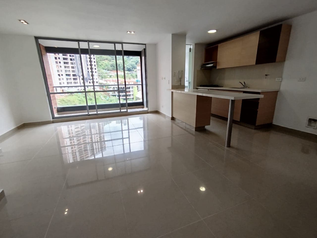 Apartamento en arriendo en Vegas De San Jose, Sabaneta — foto 1 de 20