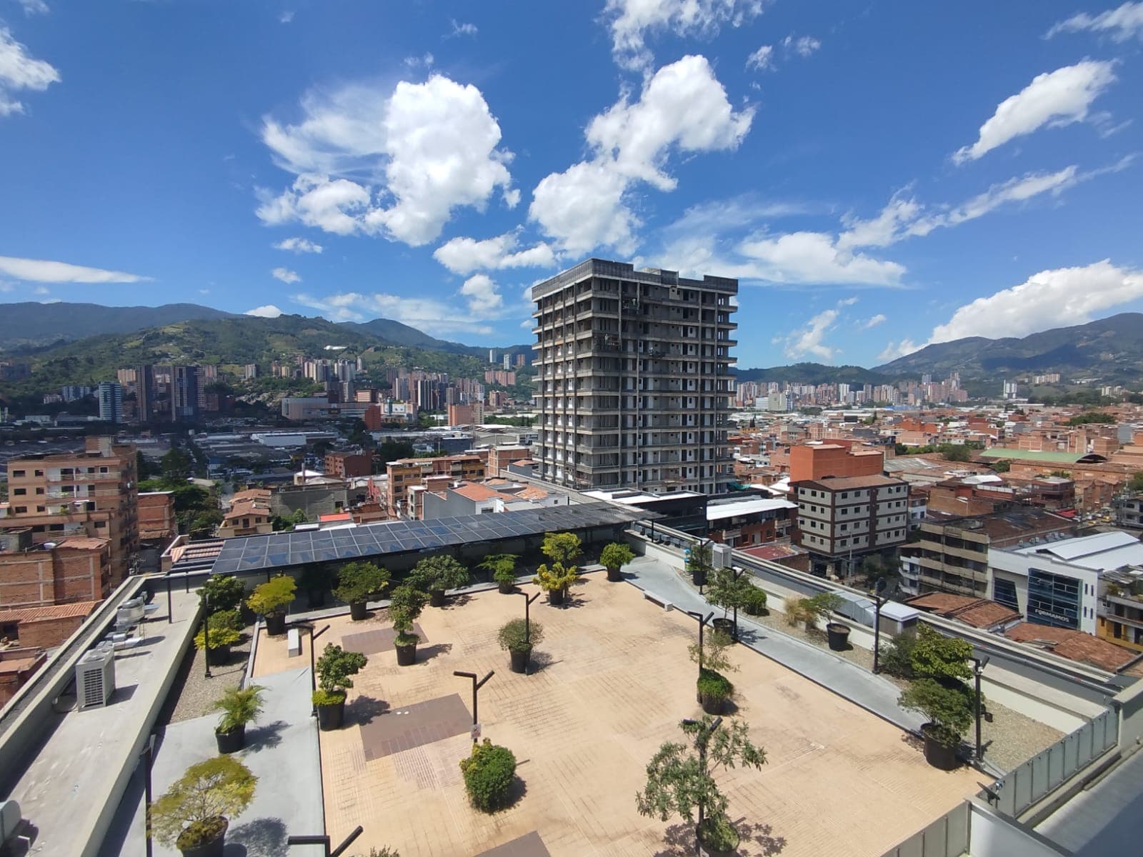 Apartamento en arriendo en Itagui — foto 1 de 17