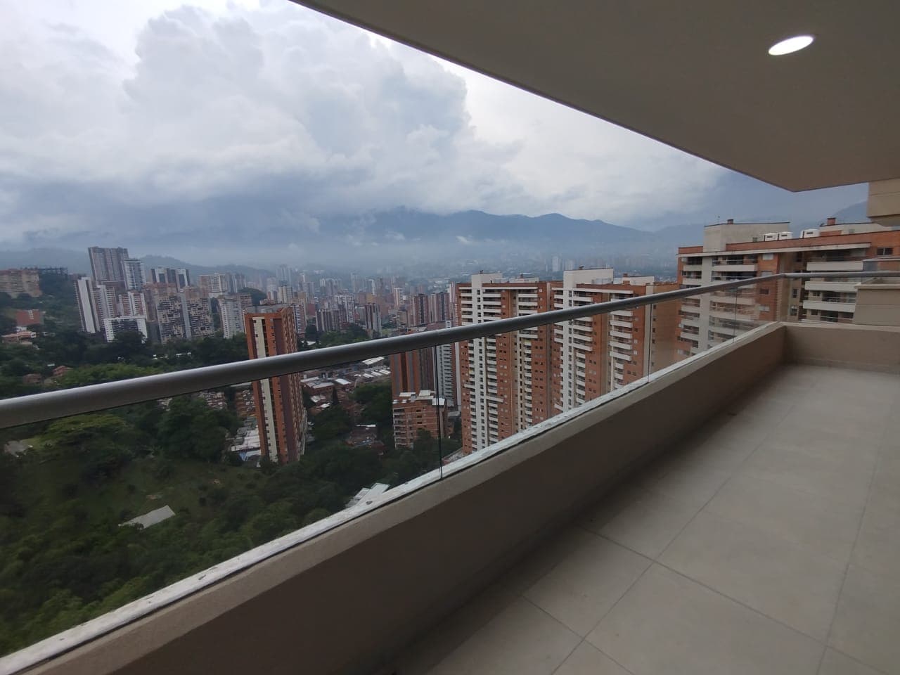 Apartamento en arriendo en Maria Auxiliadora, Sabaneta — foto 3 de 18