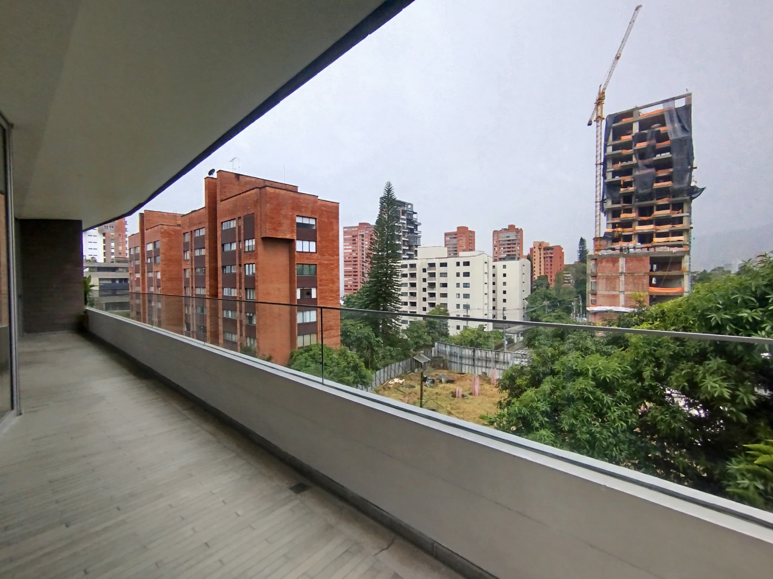 Apartamento en arriendo en Los Parra, Poblado, Medellín — foto 3 de 20