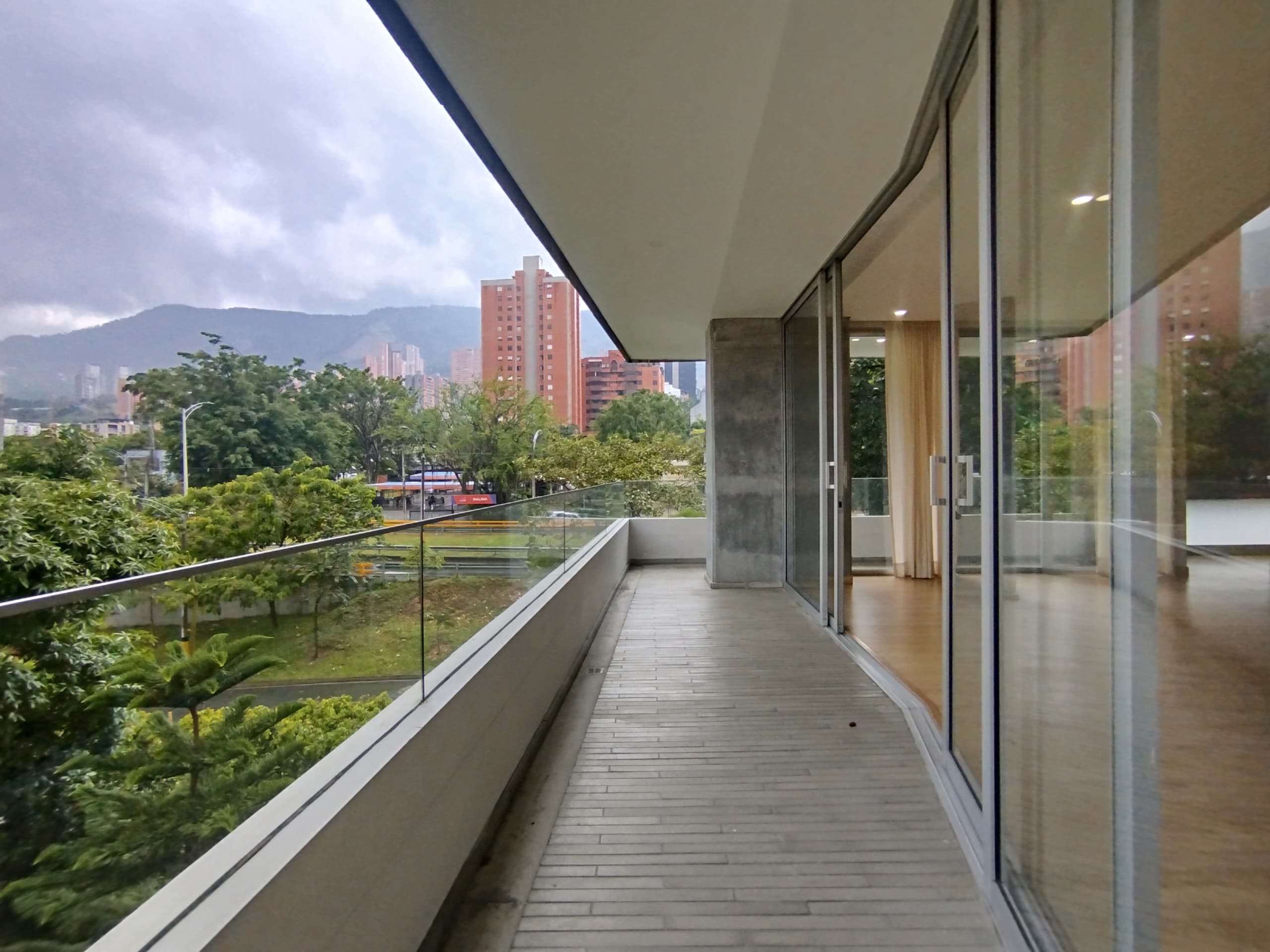 Apartamento en arriendo en Los Parra, Poblado, Medellín — foto 4 de 20