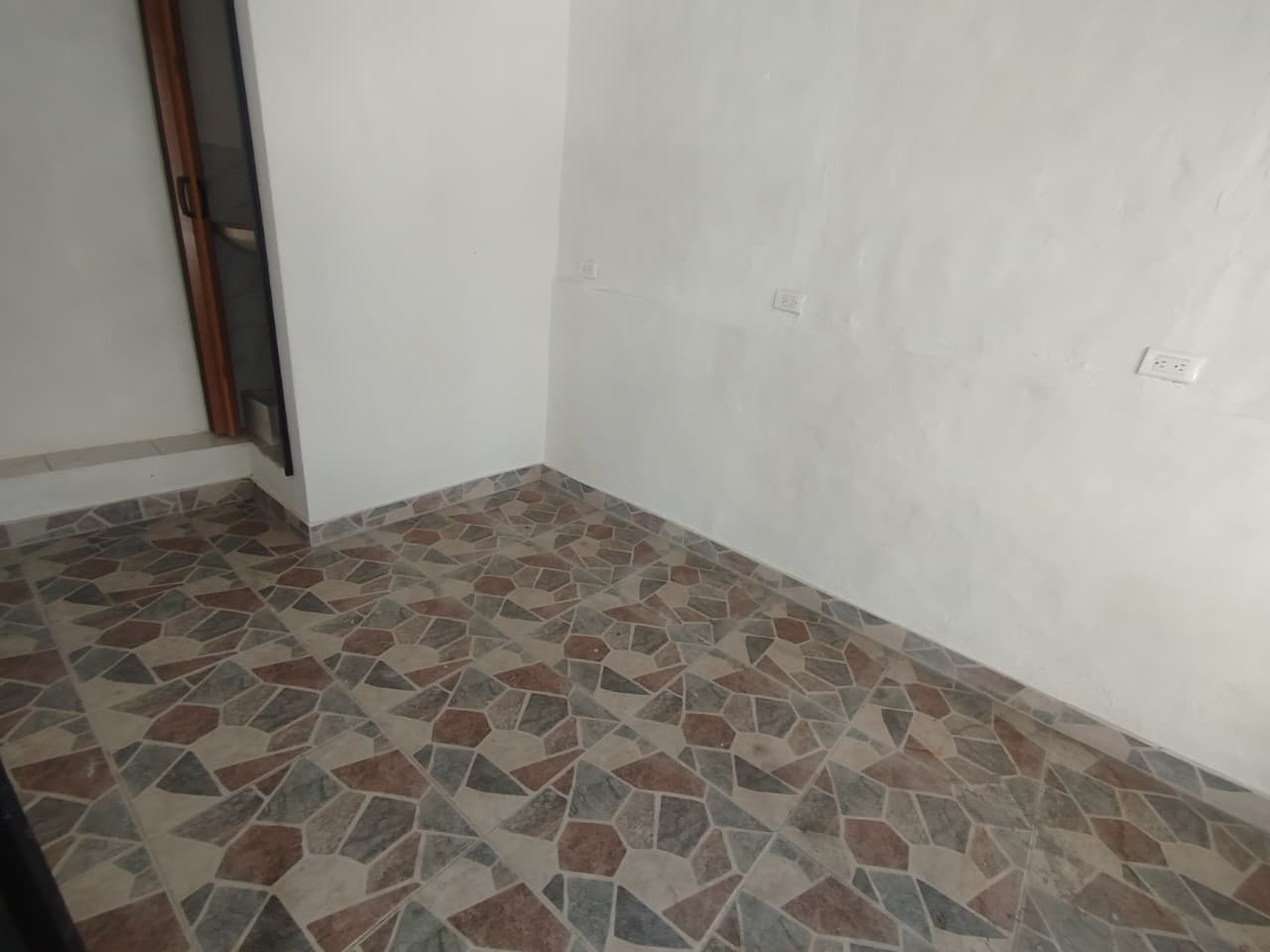 Local en arriendo en La Candelaria, Centro, Medellín — foto 3 de 13