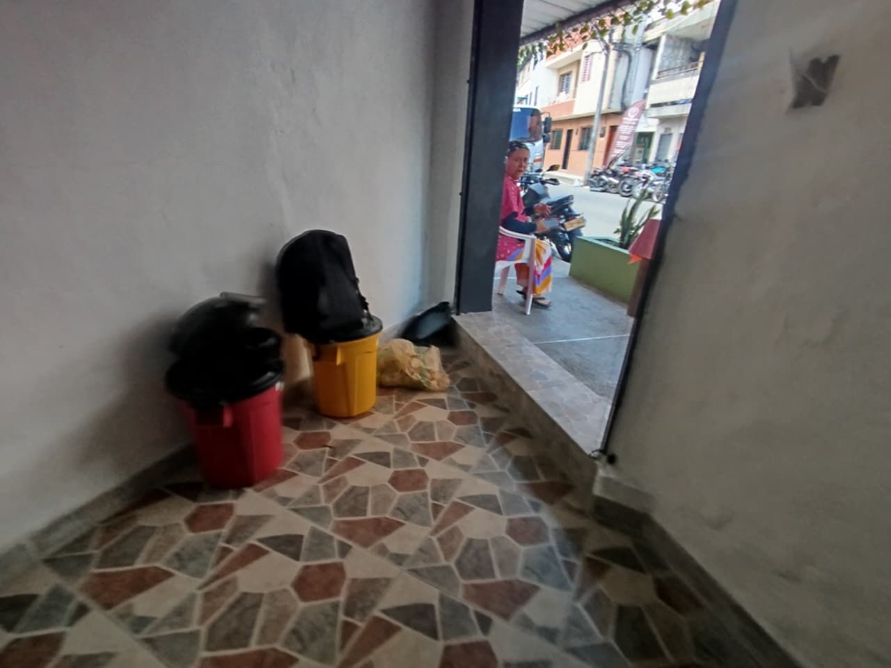 Local en arriendo en La Candelaria, Centro, Medellín — foto 5 de 12