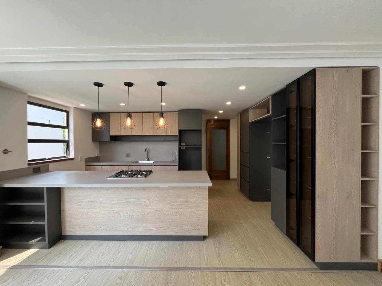 Apartamento en arriendo en Astorga, Poblado, Medellín — foto 1 de 20