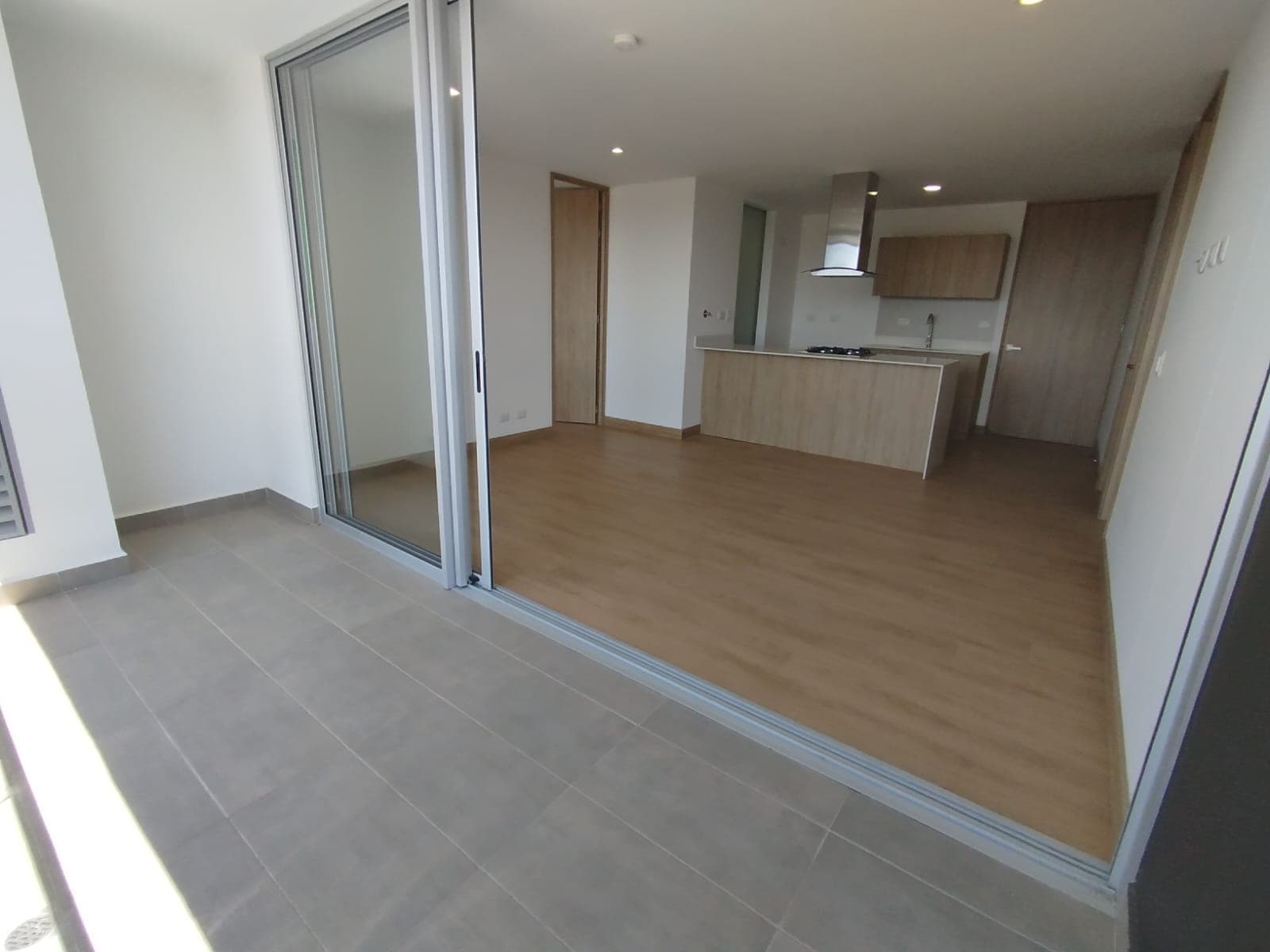 Apartamento en arriendo en Rionegro — foto 2 de 16