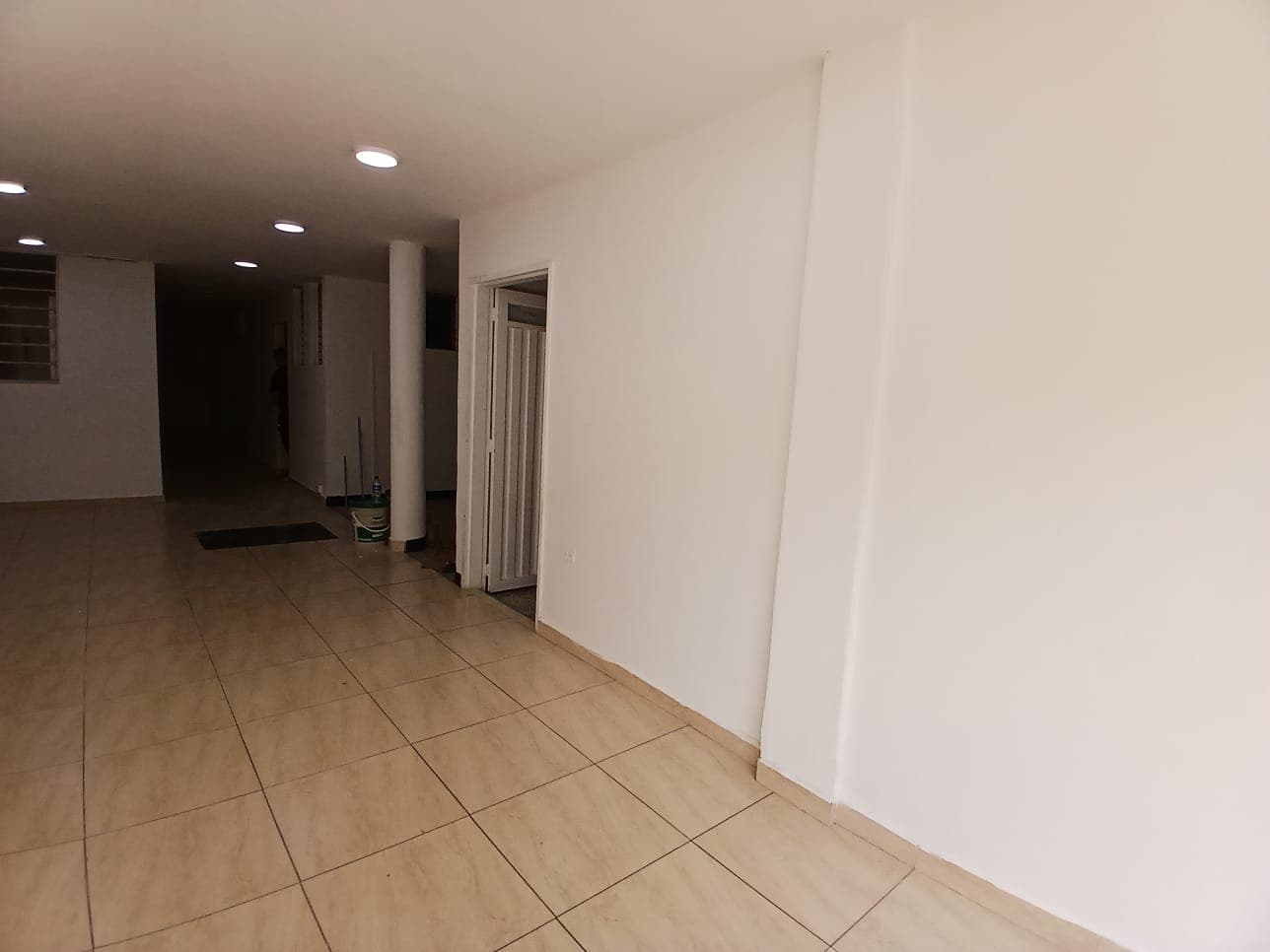 Casa Comercial en arriendo en La Floresta, La America, Medellín — foto 2 de 20