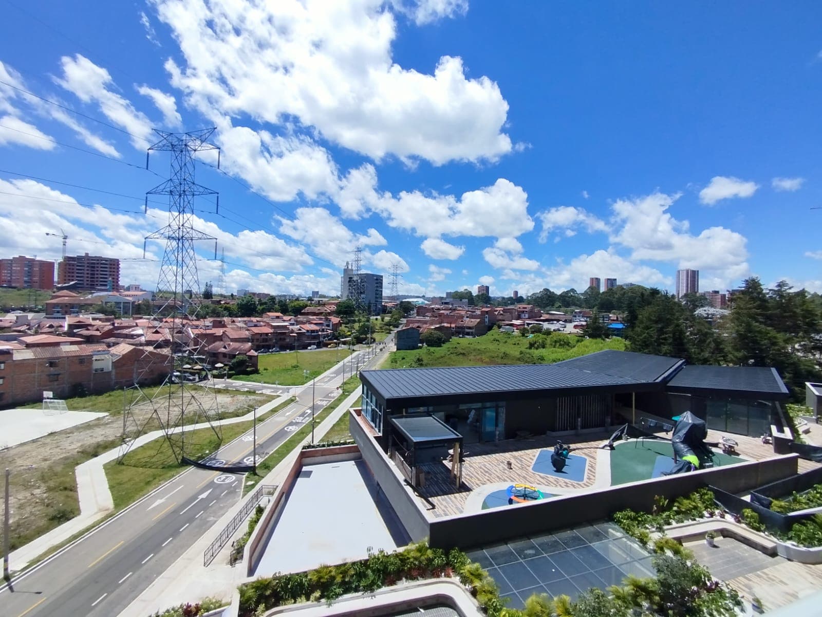 Apartamento en arriendo en Rionegro — foto 1 de 19