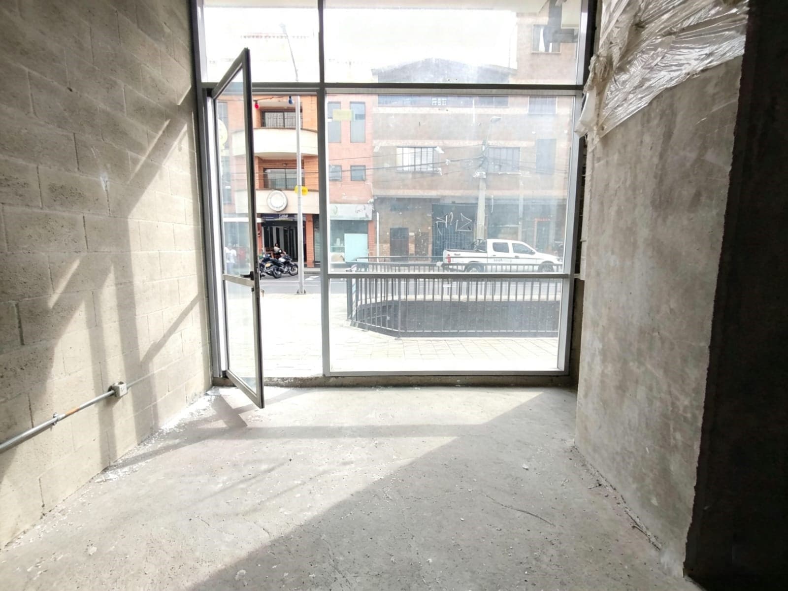 Local en arriendo en Itagui — foto 1 de 13