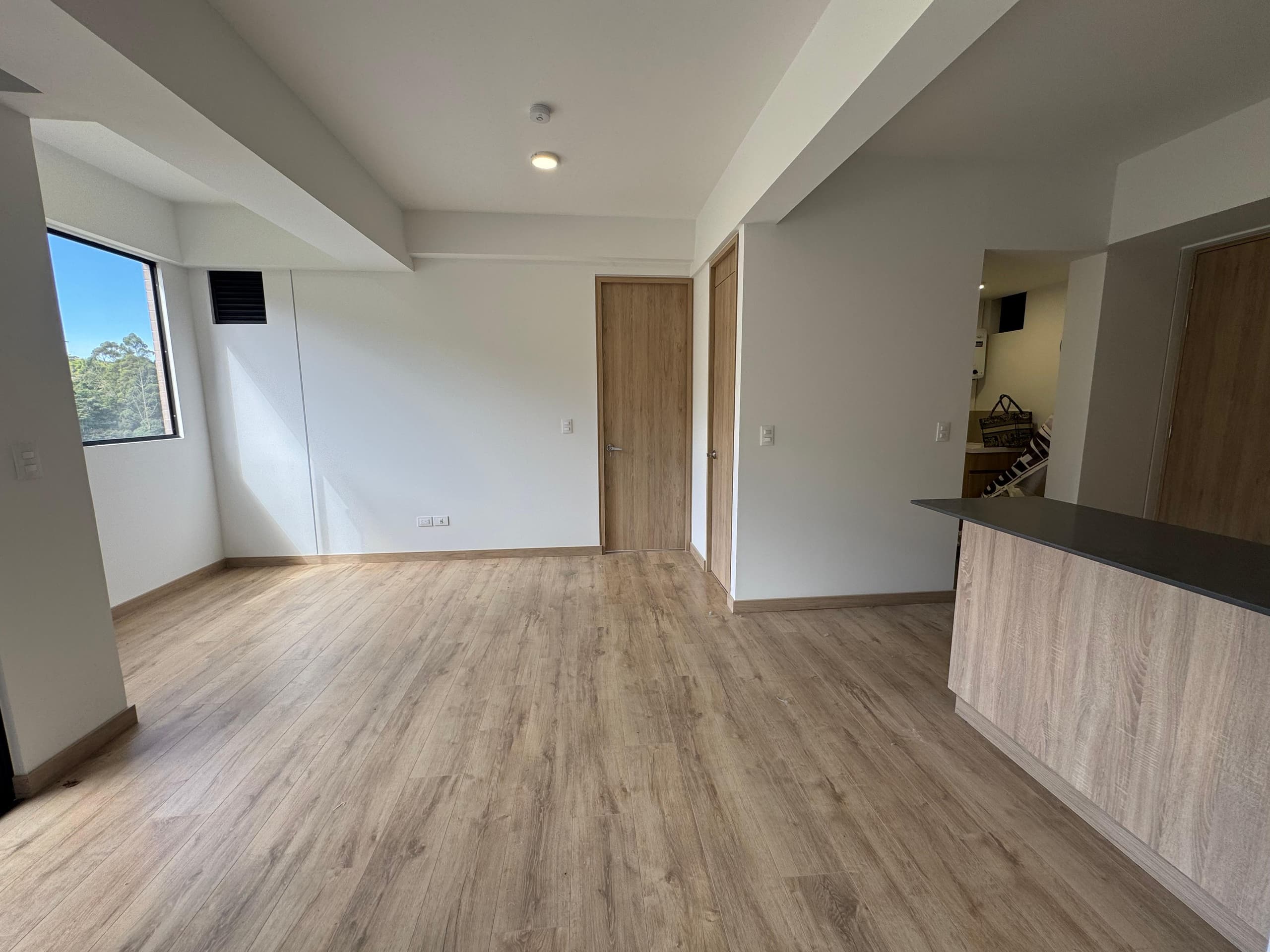Apartaestudio en arriendo en Retiro — foto 4 de 14