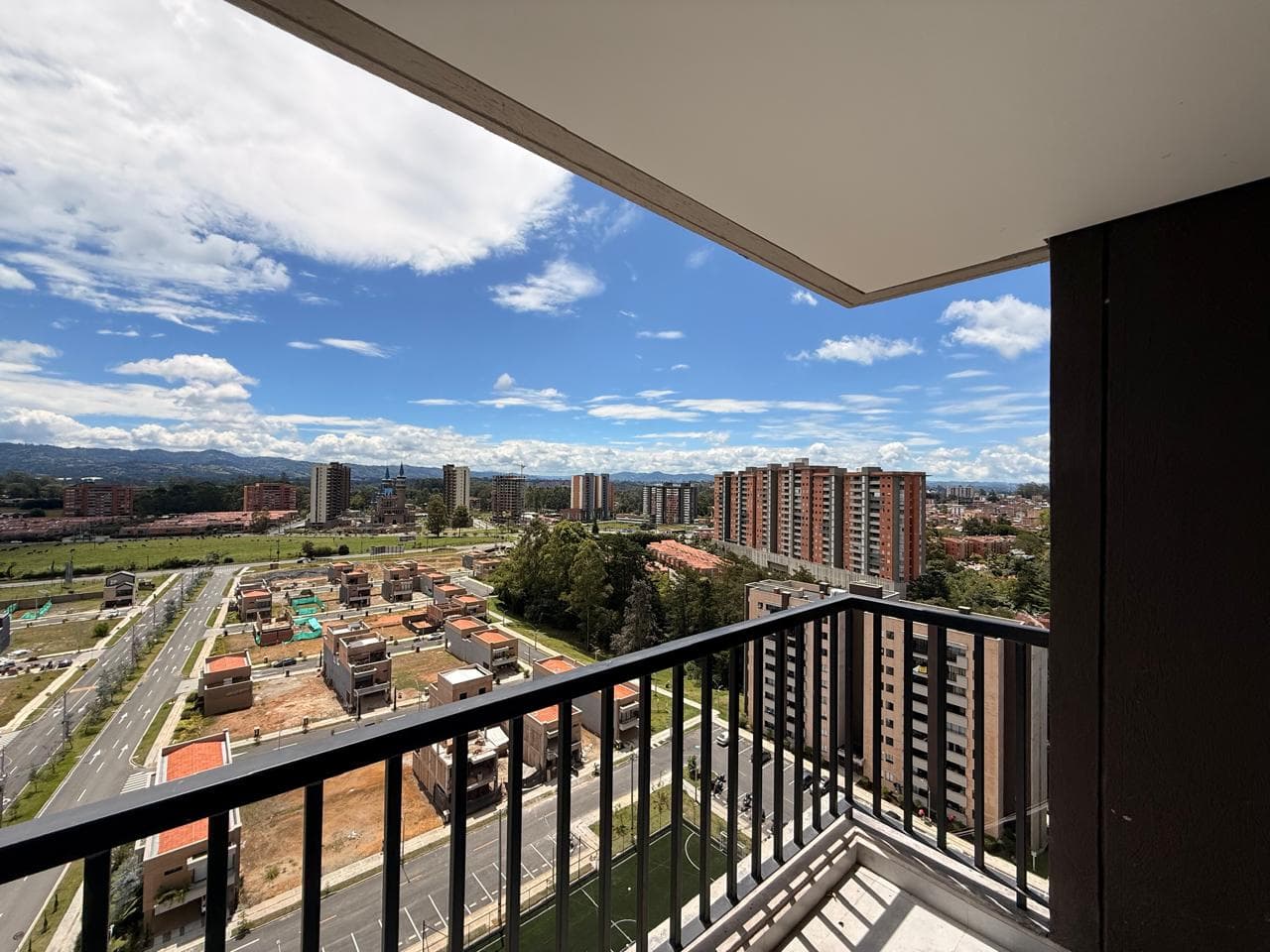 Apartamento en arriendo en Rionegro — foto 2 de 20