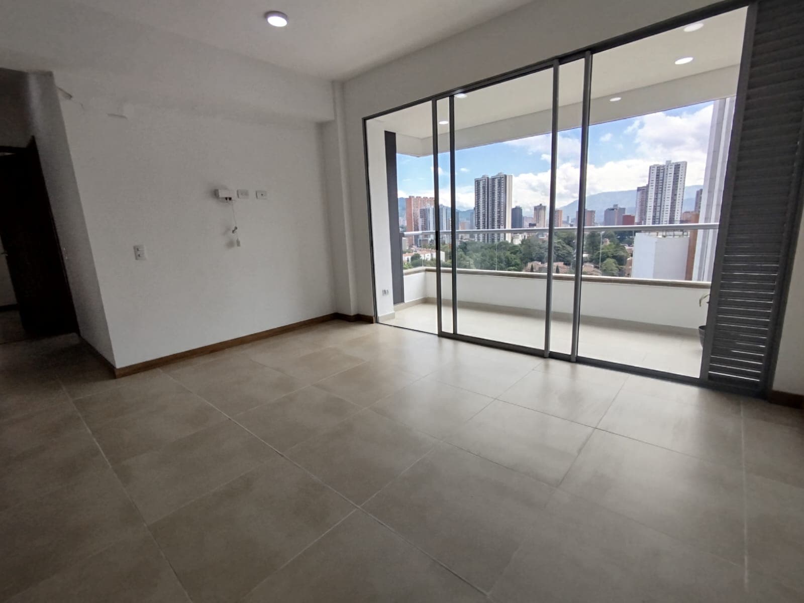 Apartamento en arriendo en Prados De, Sabaneta — foto 3 de 20
