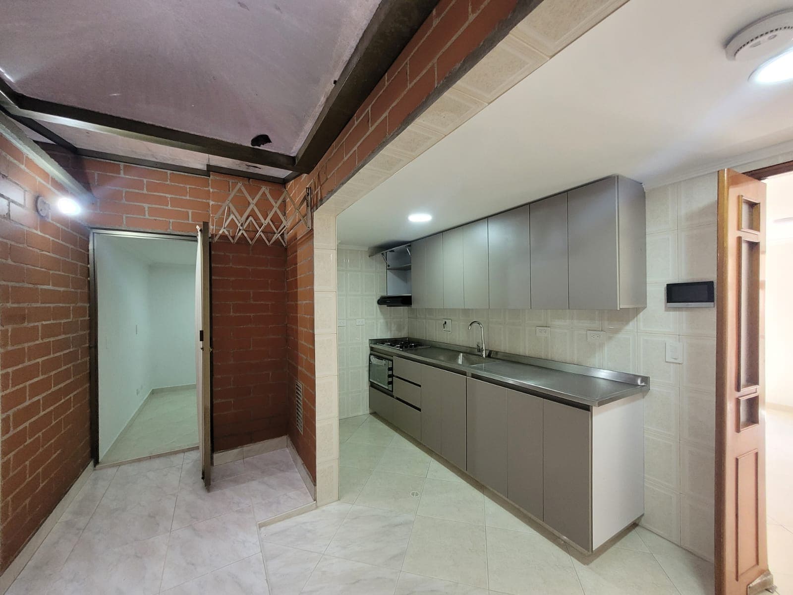 Apartamento en arriendo en Zuñiga, Envigado — foto 1 de 20
