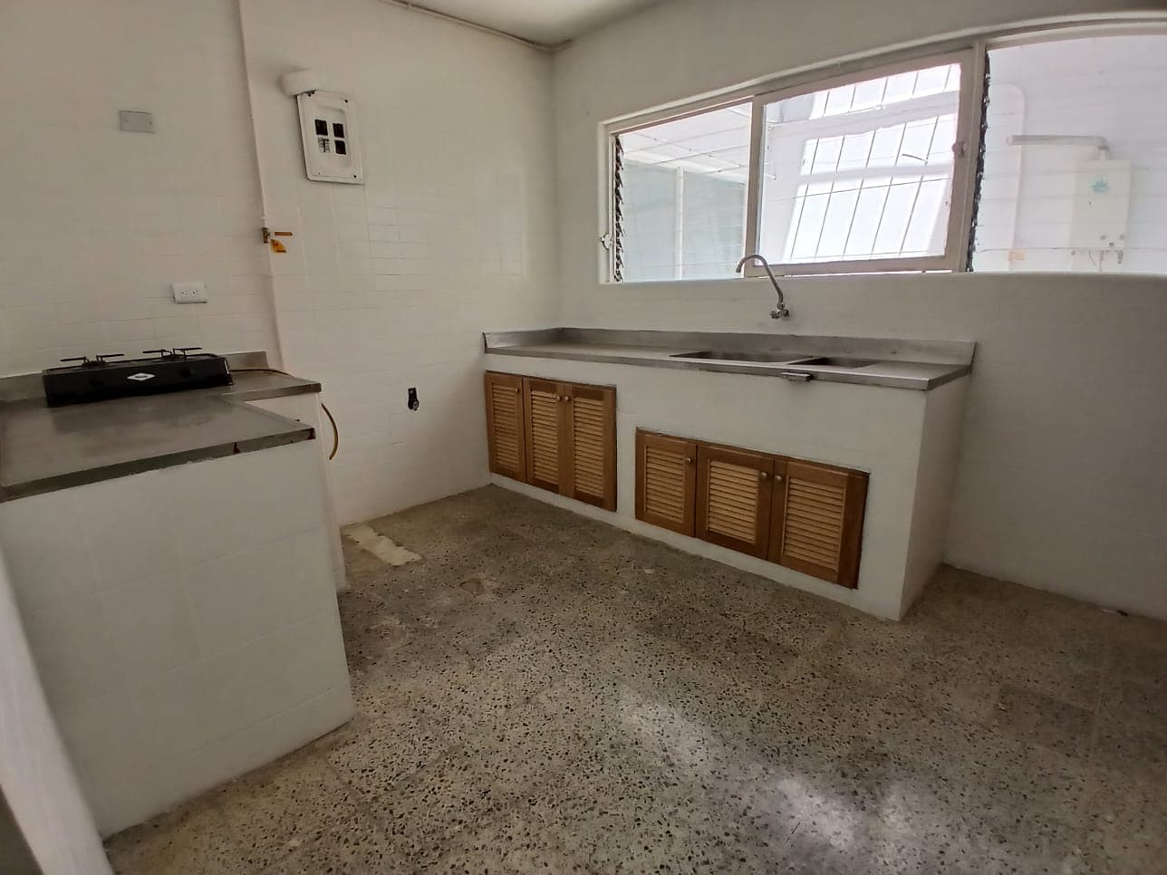 Casa Vivienda en arriendo en Lorena, Laureles, Medellín — foto 3 de 19