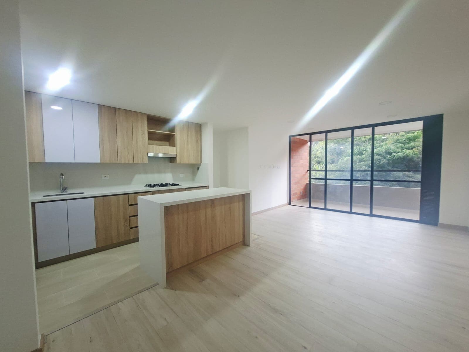 Apartamento en arriendo en Camino Verde, Envigado — foto 2 de 15