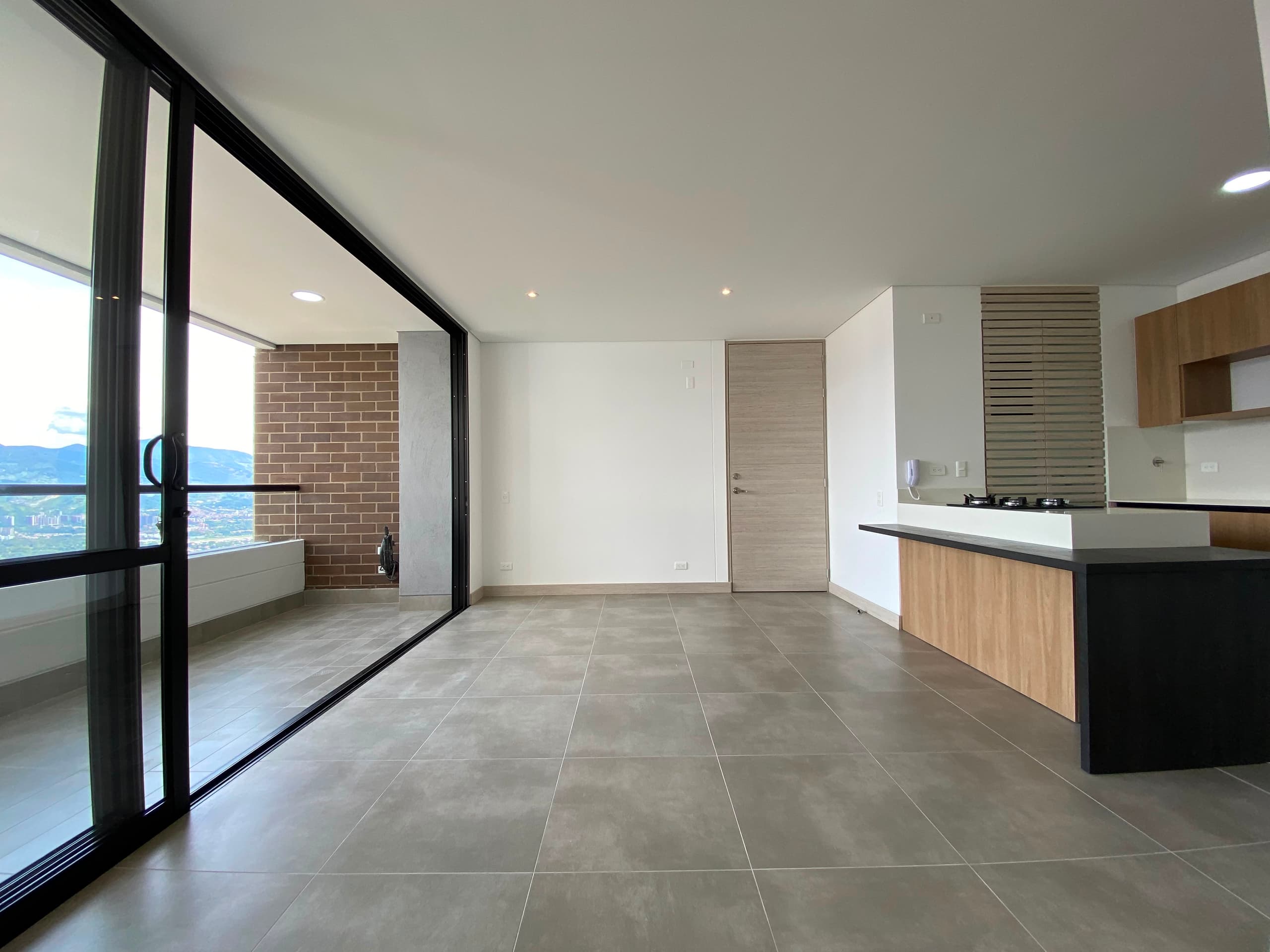 Apartamento en arriendo en Los Balsos, Poblado, Medellín — foto 4 de 20