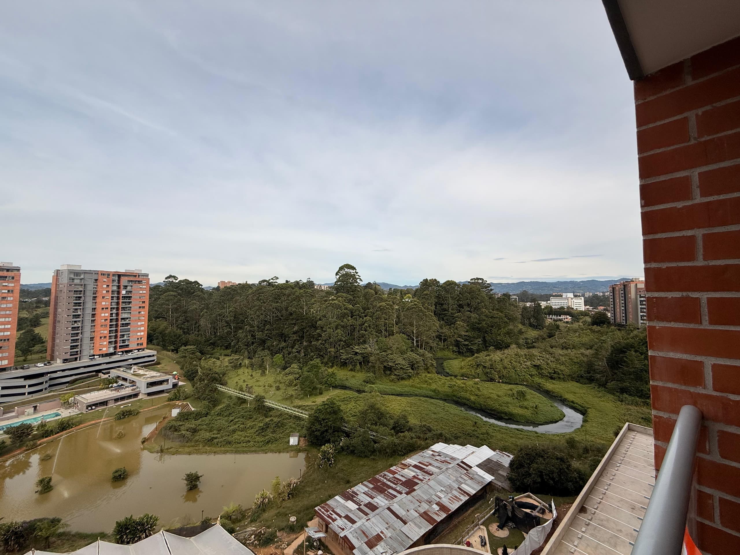 Apartamento en arriendo en Rionegro — foto 1 de 16
