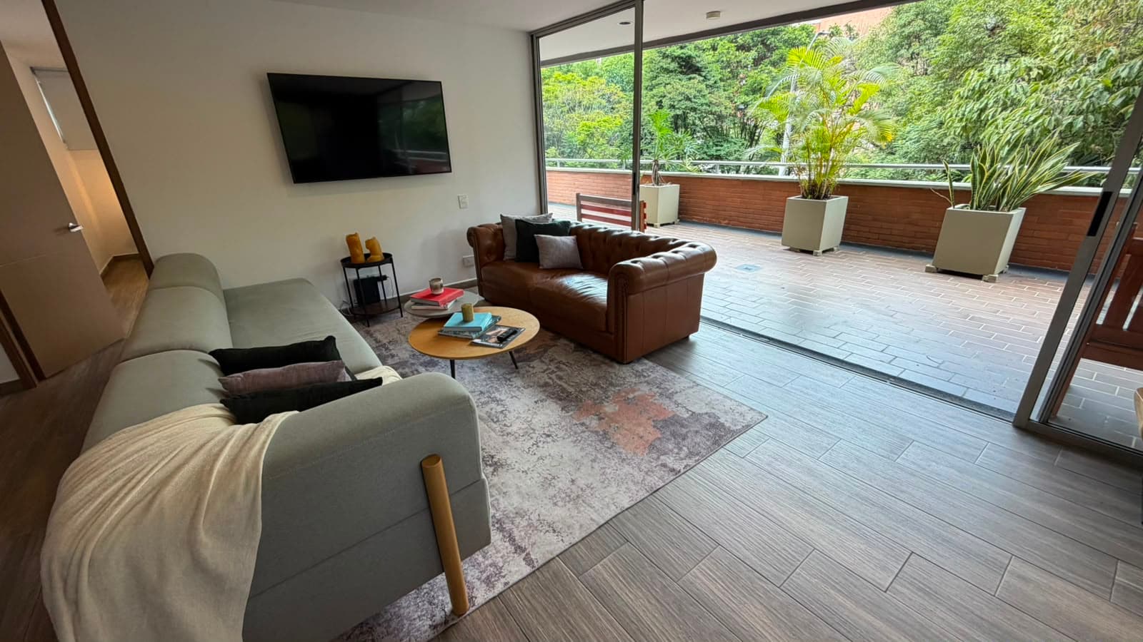Apartamento en arriendo en Santa María De Los Ángeles, Poblado, Medellín — foto 2 de 20
