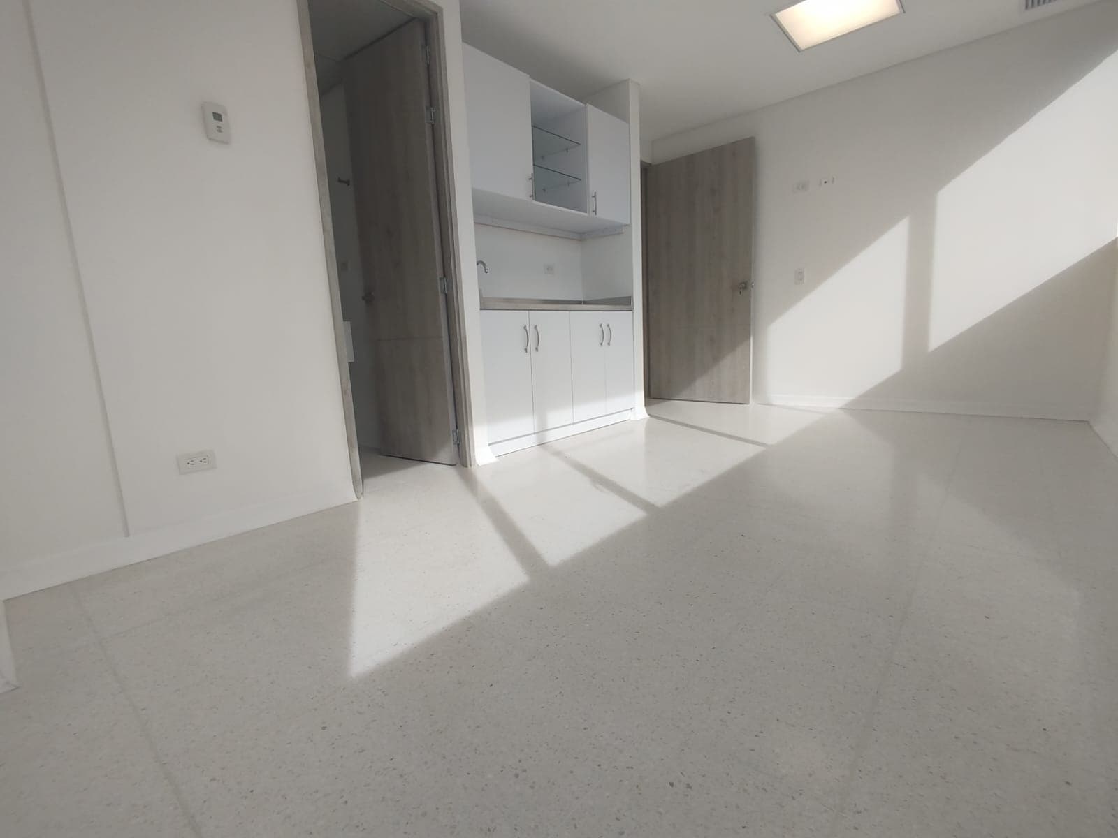 Oficina en arriendo en Sabaneta — foto 5 de 20