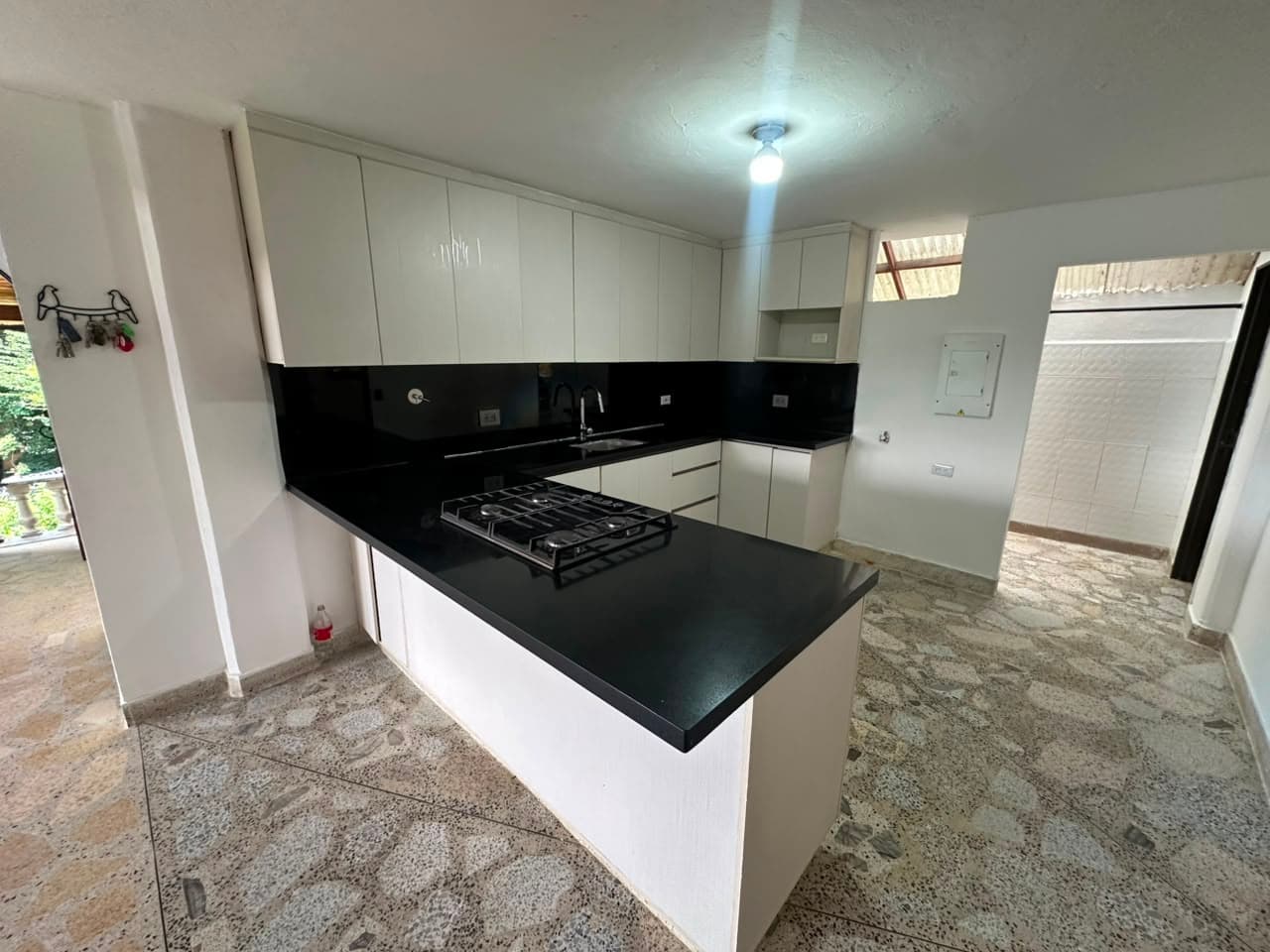 Casa Vivienda en arriendo en El Trianón, Envigado — foto 2 de 20