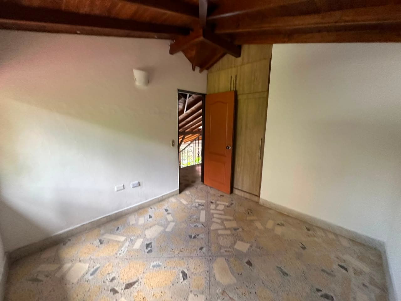 Casa Vivienda en arriendo en El Trianón, Envigado — foto 5 de 20