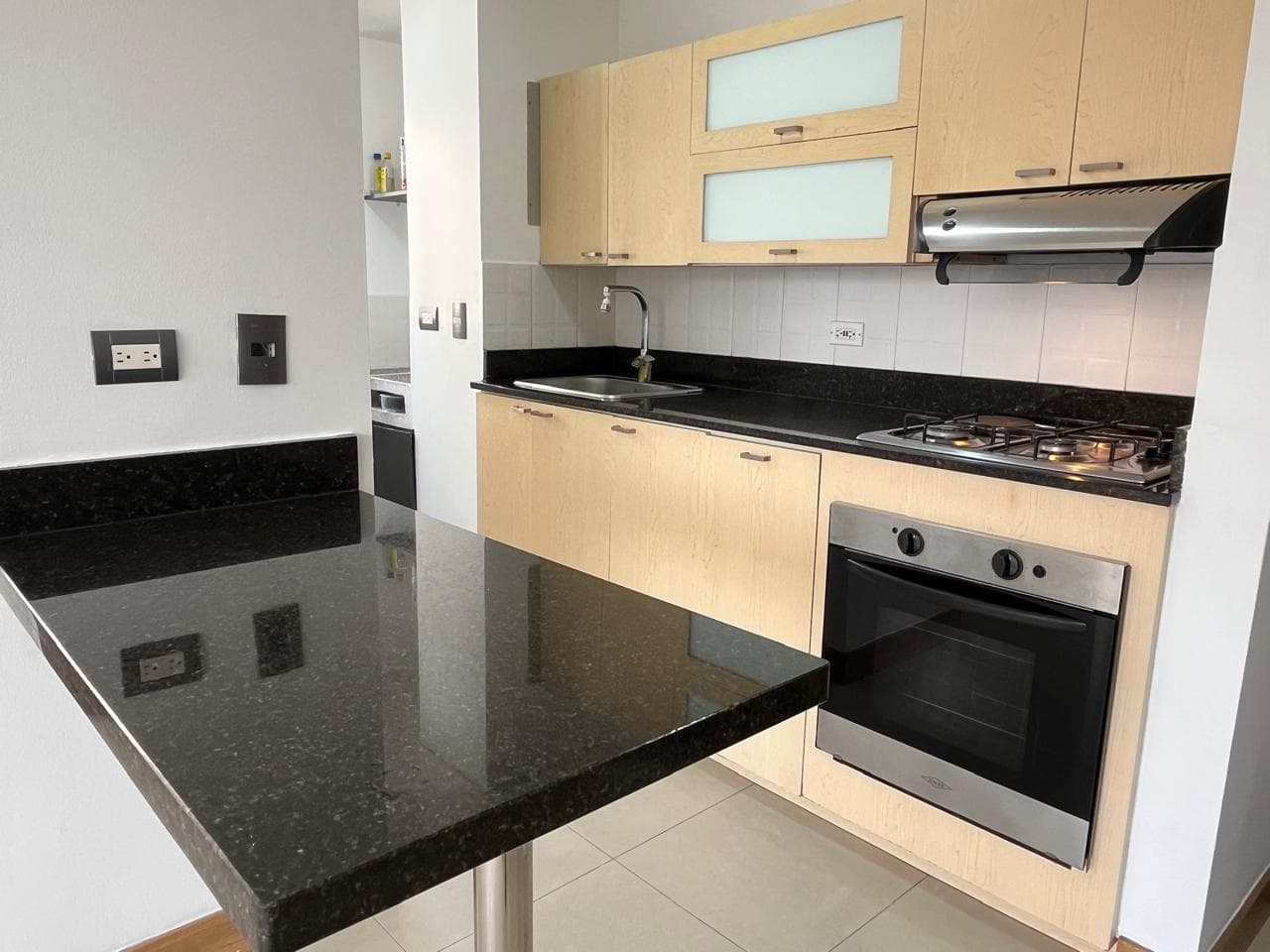 Apartamento en arriendo en Lalinde, Poblado, Medellín — foto 5 de 17