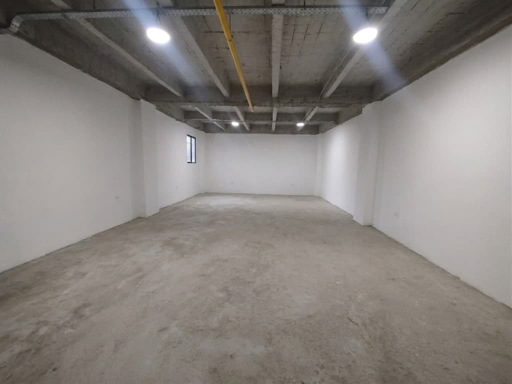 Local en arriendo en Manrique, Centro, Medellín — foto 3 de 12