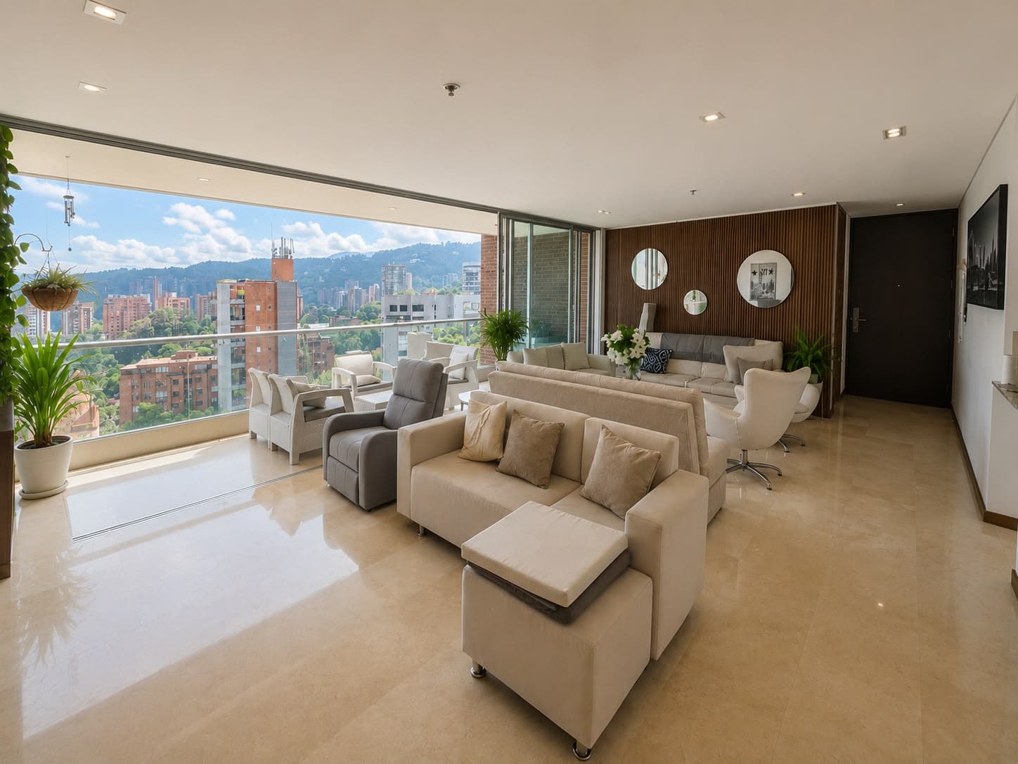 Apartamento en arriendo en La Calera, Poblado, Medellín — foto 4 de 20