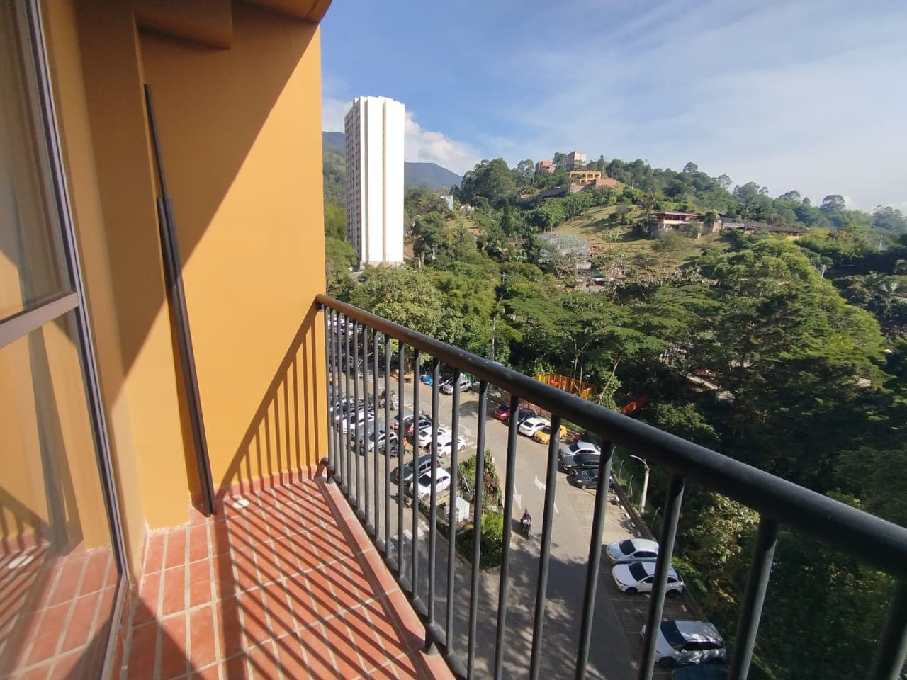 Apartamento en arriendo en La Estrella — foto 1 de 20