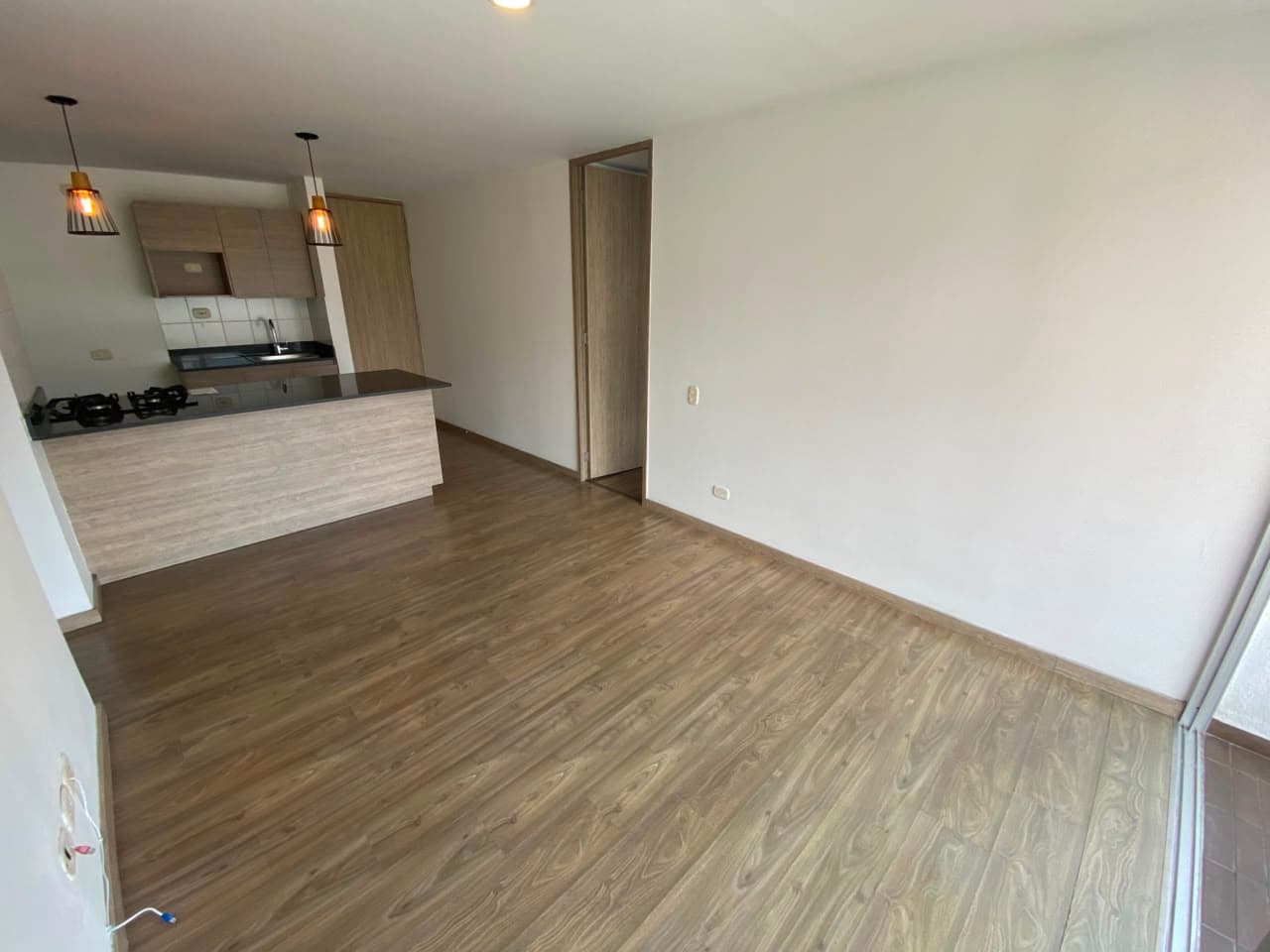 Apartamento en arriendo en Prados De, Sabaneta — foto 4 de 19