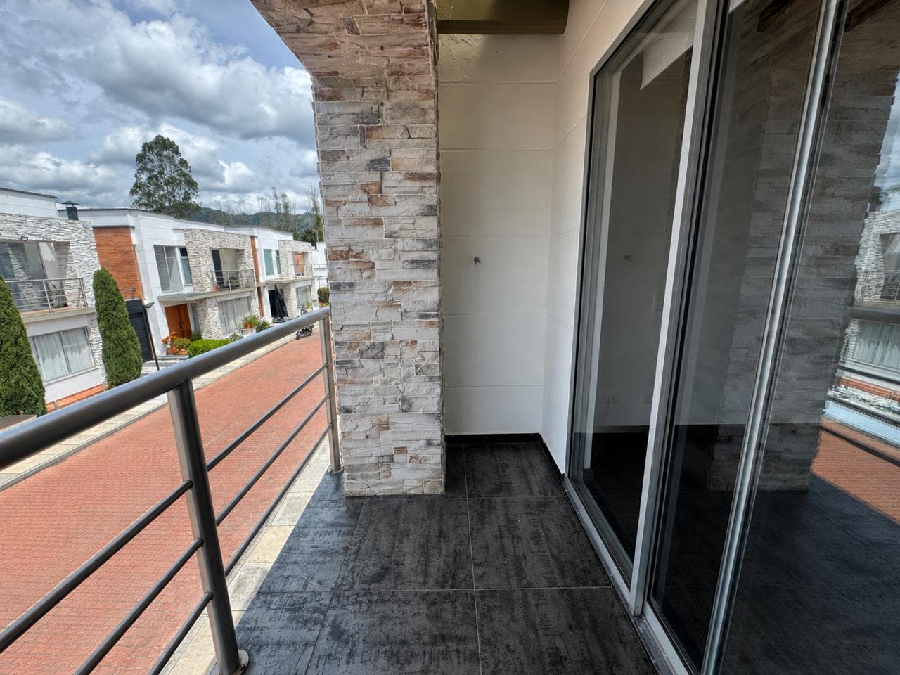 Casa Vivienda en arriendo en La Ceja — foto 3 de 20