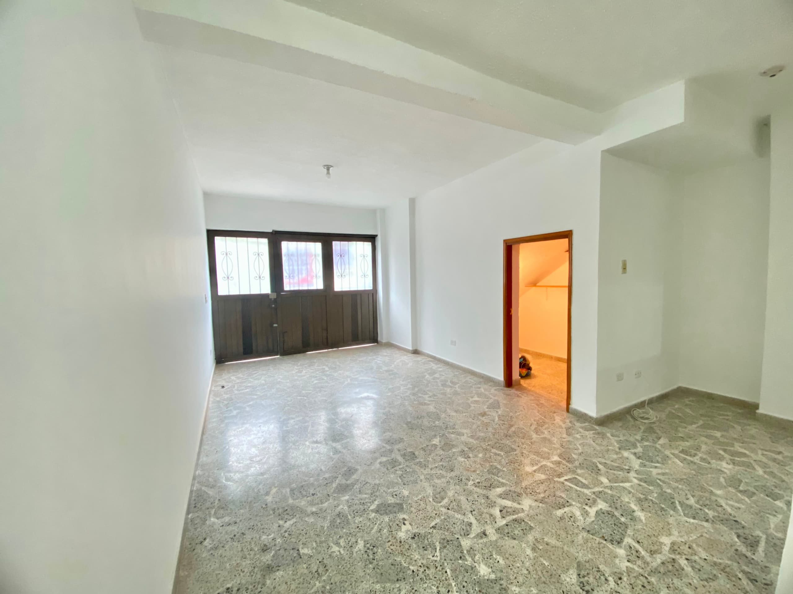 Apartamento en arriendo en Miravalle, Belen, Medellín — foto 3 de 15
