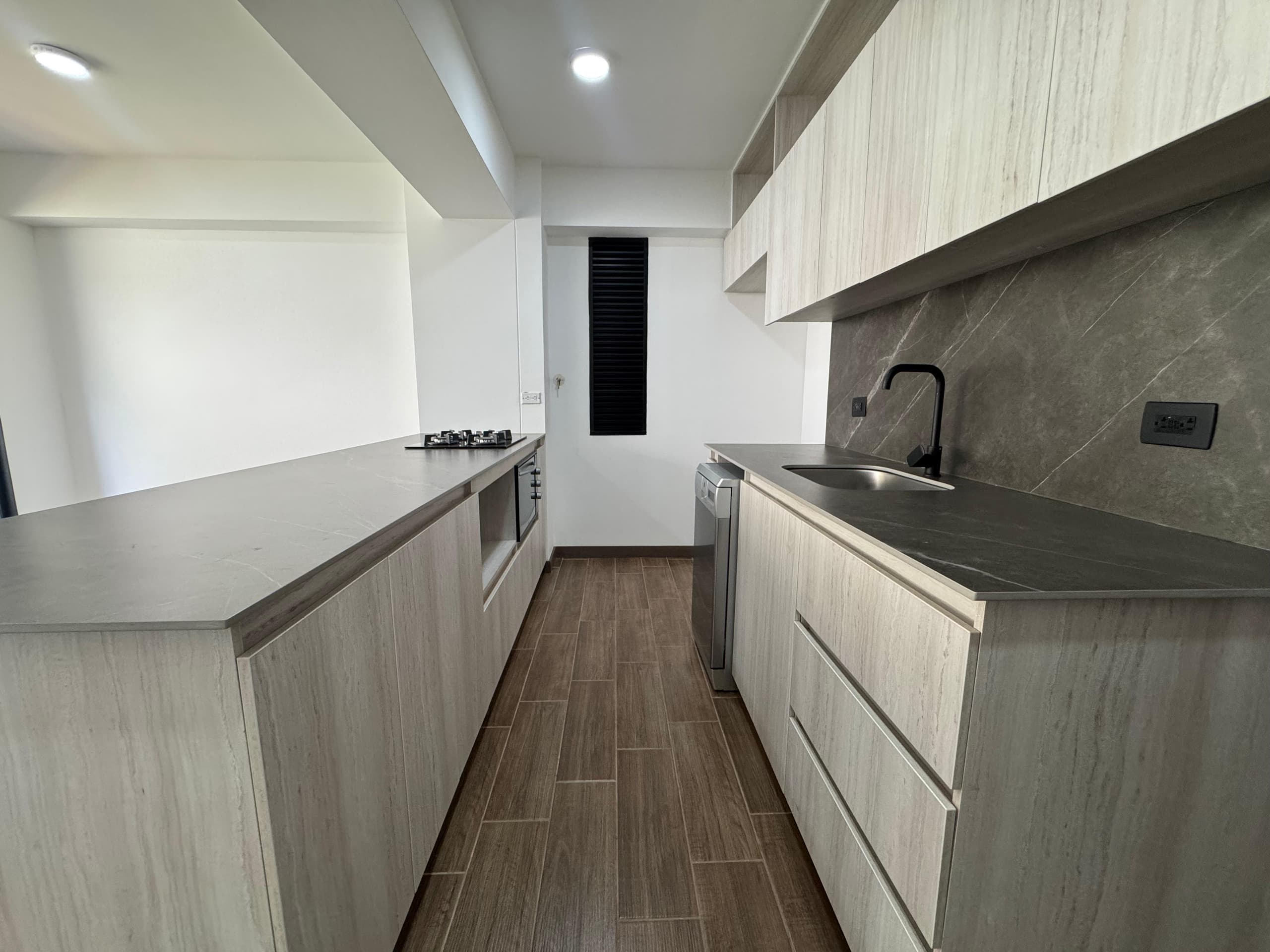 Apartamento en arriendo en El Campestre, Retiro — foto 2 de 20