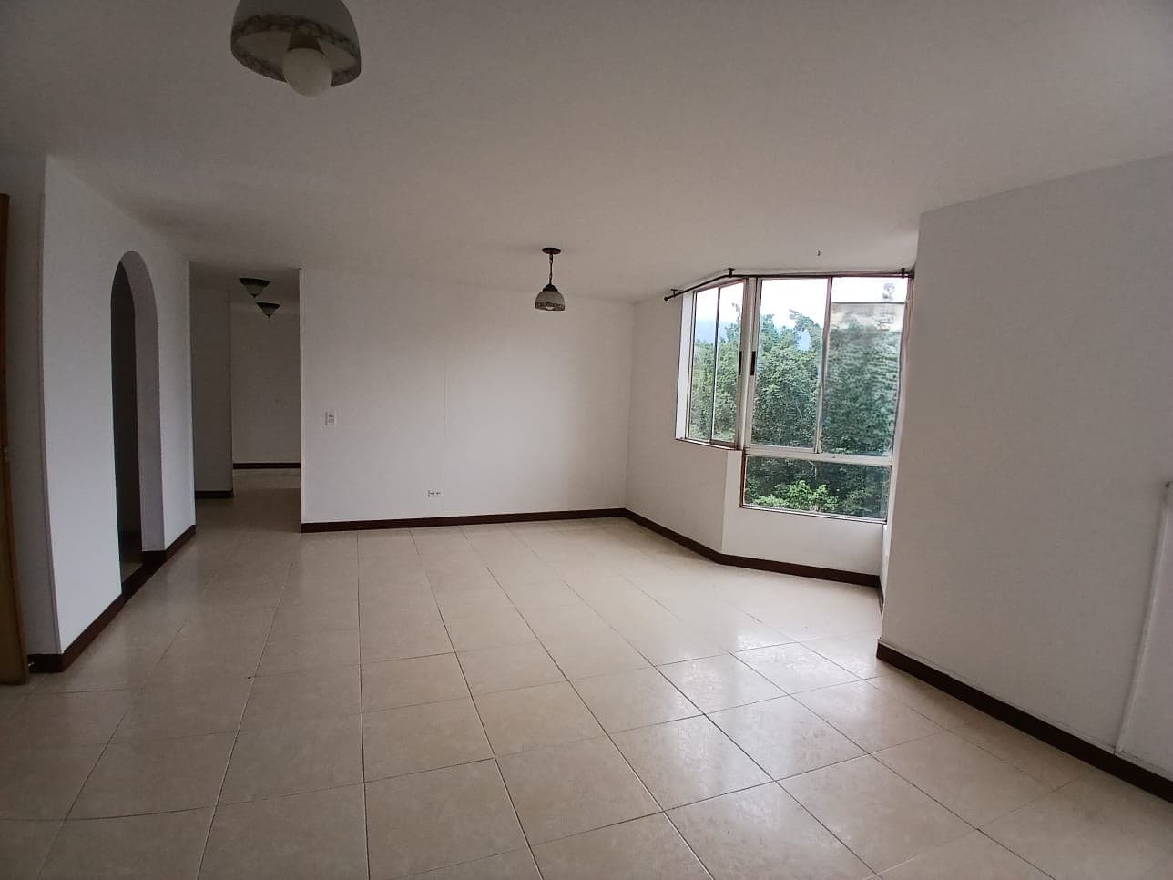 Apartamento en arriendo en Velodromo, Laureles, Medellín — foto 2 de 16