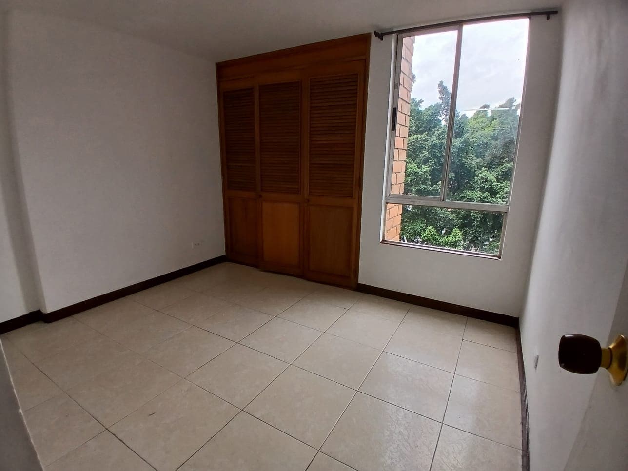 Apartamento en arriendo en Velodromo, Laureles, Medellín — foto 5 de 16