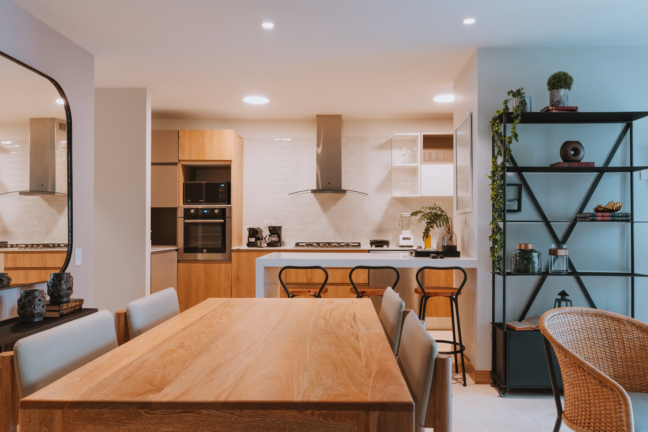 Apartamento en arriendo en Laureles, Medellín — foto 2 de 16