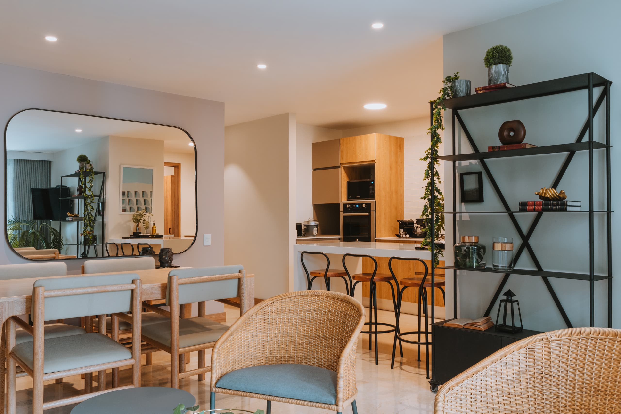 Apartamento en arriendo en Laureles, Medellín — foto 3 de 16
