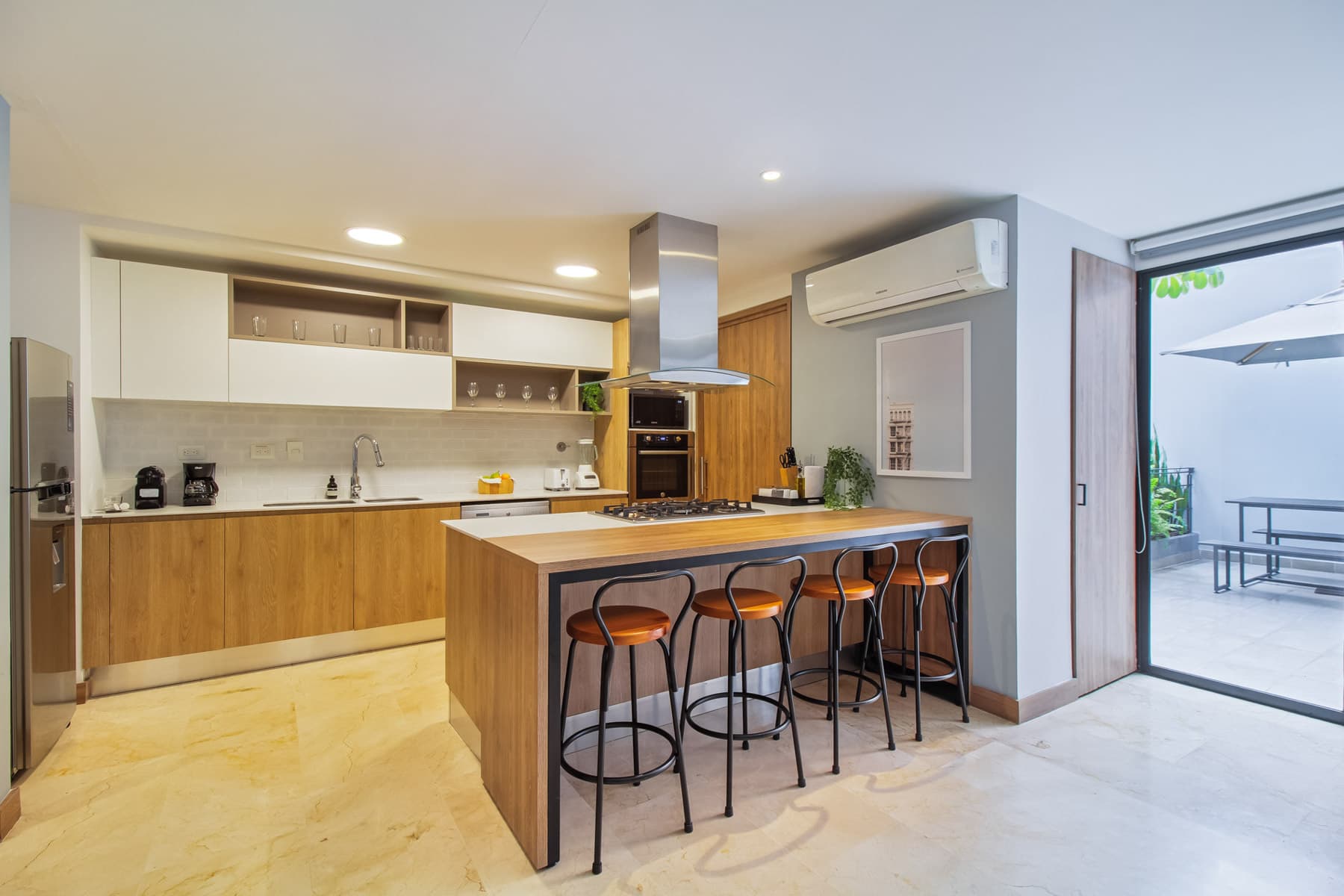 Apartamento en arriendo en Laureles, Medellín — foto 1 de 20