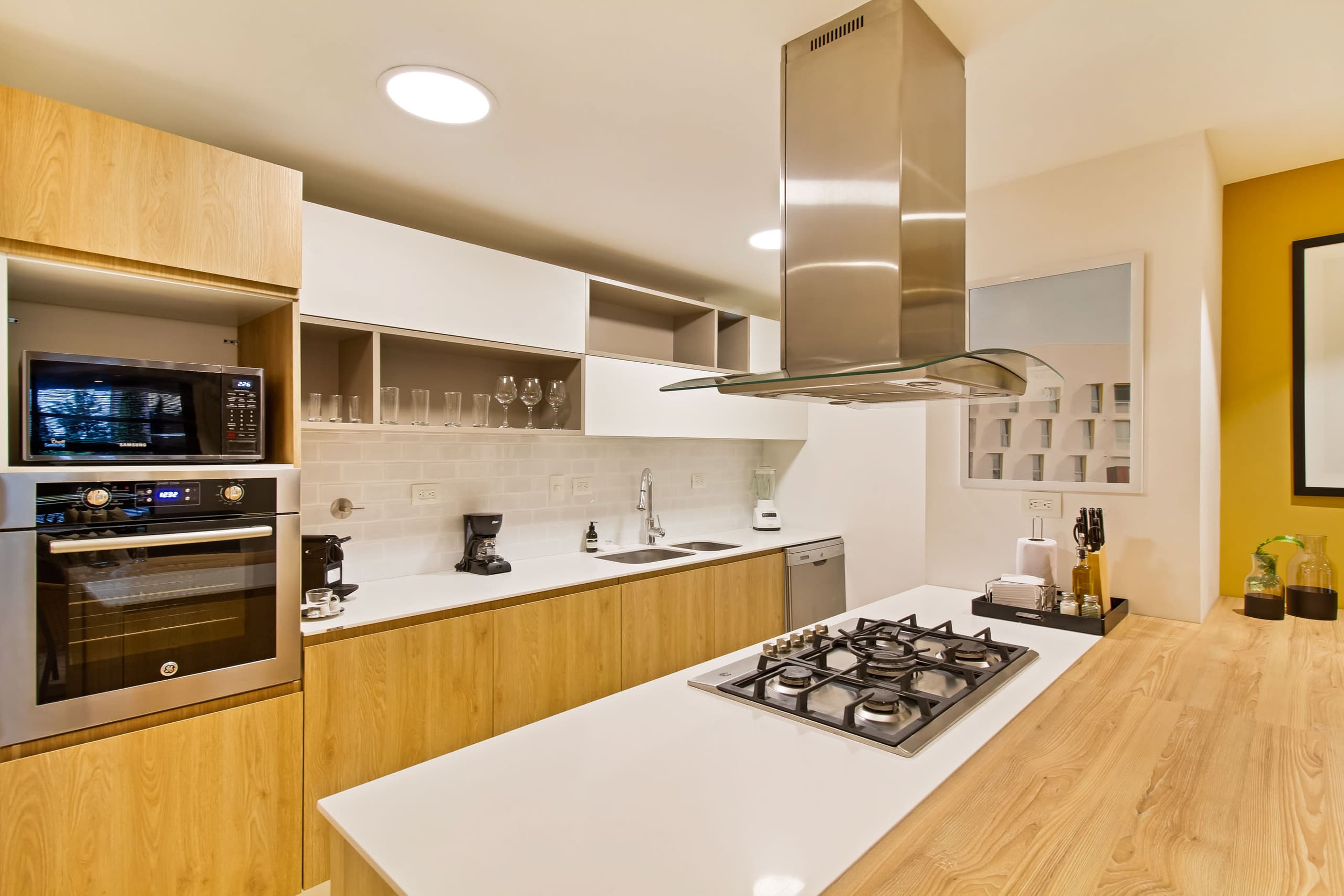 Apartaestudio en arriendo en Laureles, Medellín — foto 2 de 17