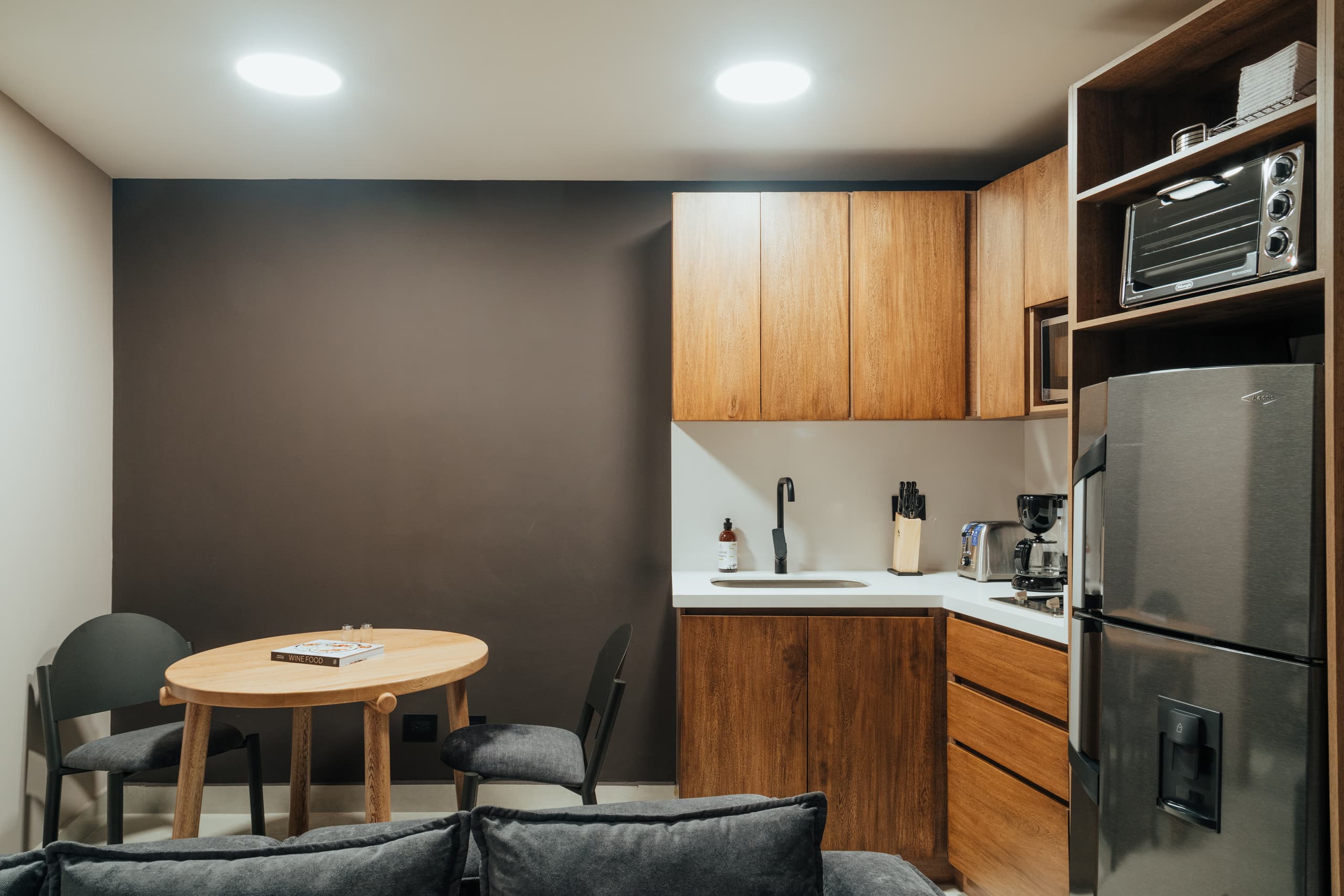 Apartamento en arriendo en Laureles, Medellín — foto 2 de 18