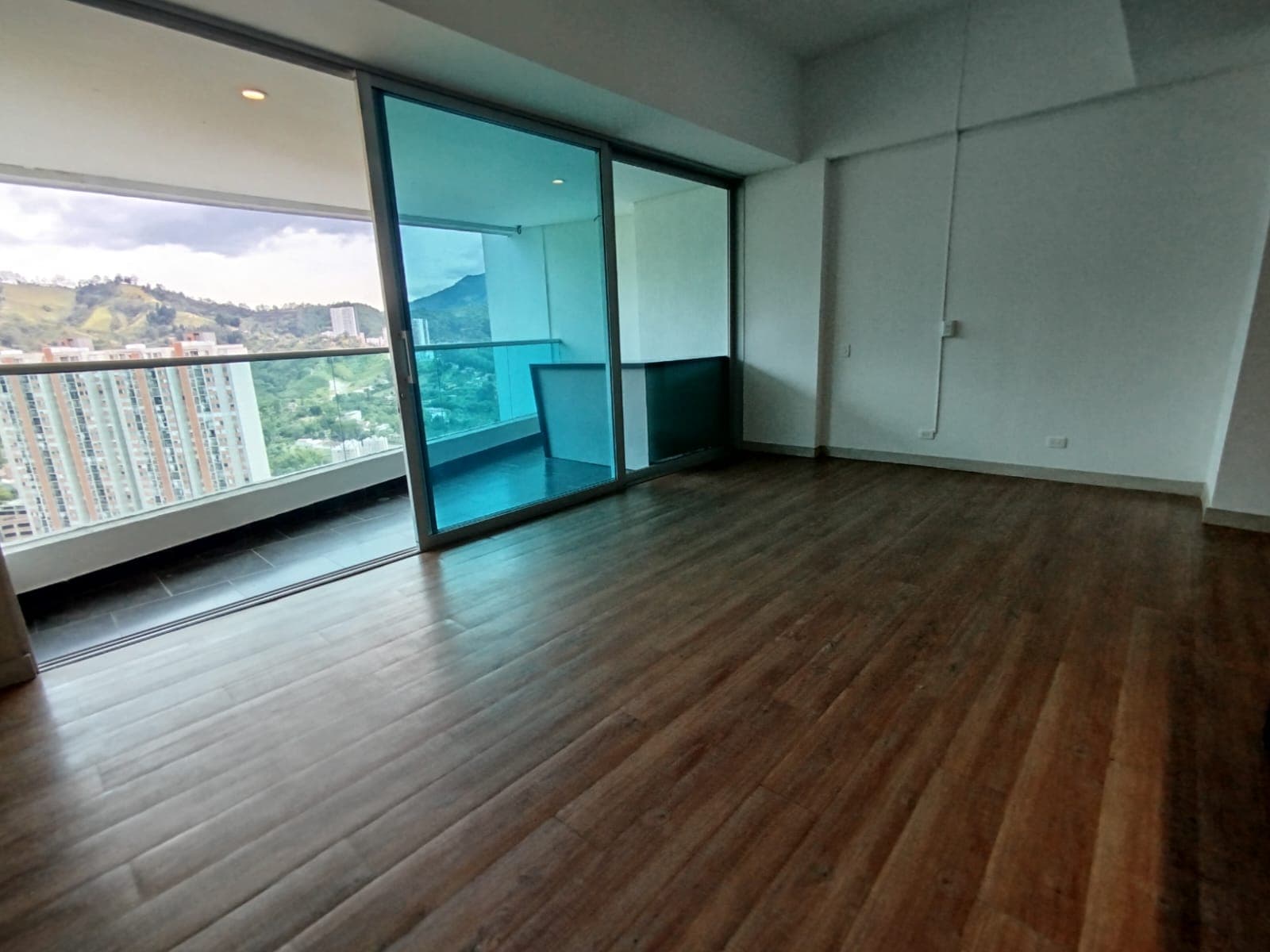 Apartamento en arriendo en Sabaneta — foto 2 de 20