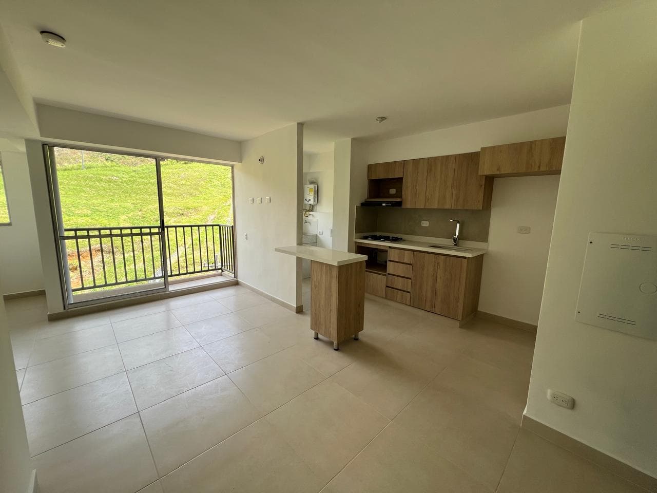 Apartamento en arriendo en Robledo, Medellín — foto 1 de 14