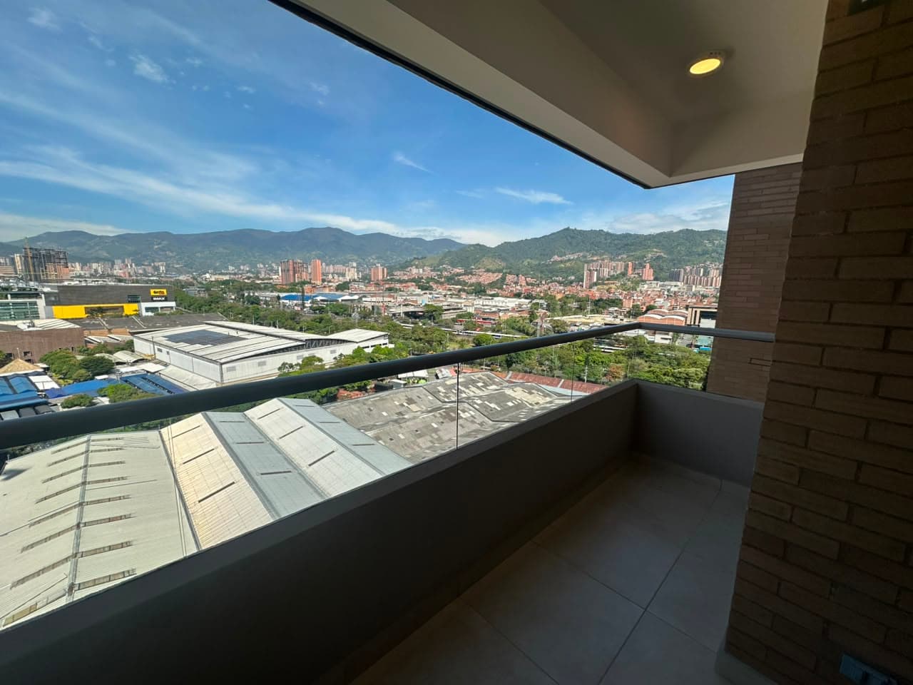 Apartamento en arriendo en Las Vegas, Envigado — foto 2 de 17