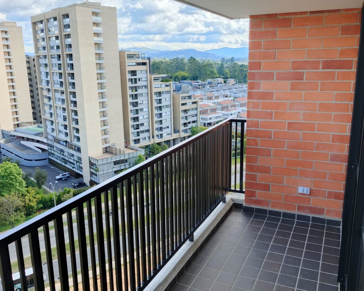 Apartamento en arriendo en Rionegro — foto 1 de 18