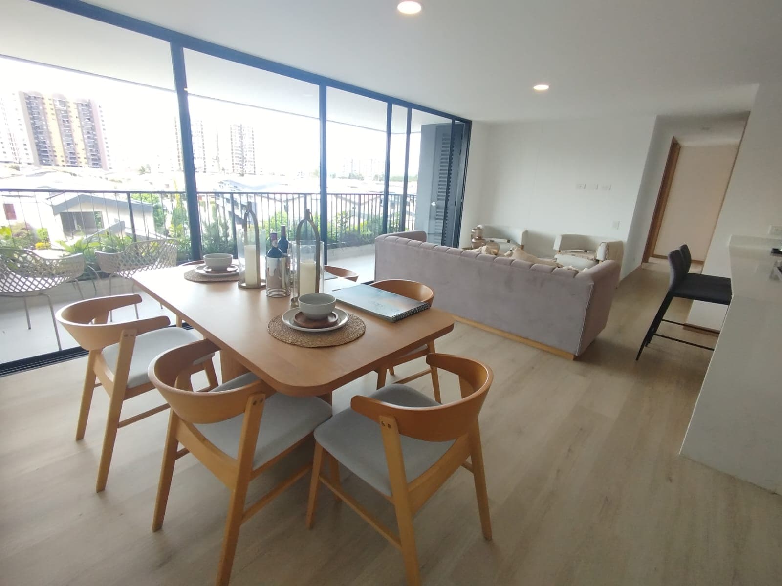 Apartamento en arriendo en Rionegro — foto 2 de 14